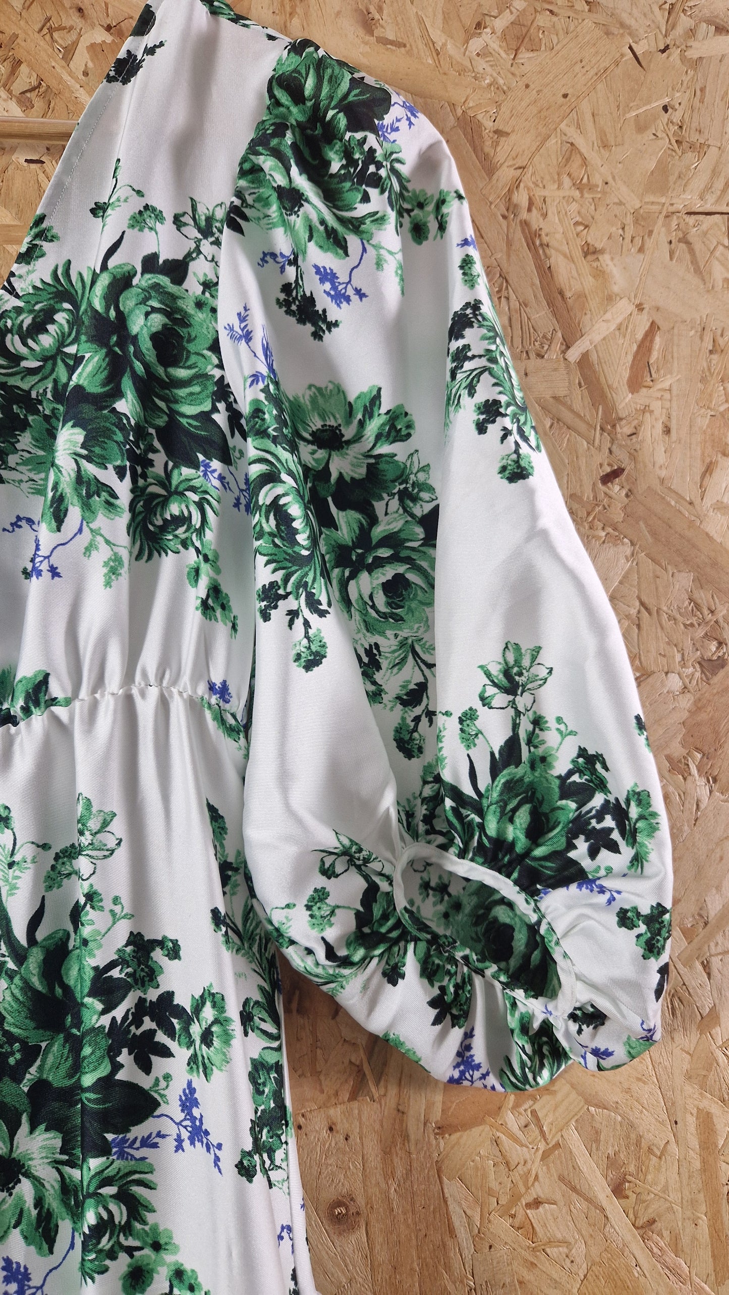 Preloved M&S Puff Sleeve Floral Printed Sleeve Dress Size 8