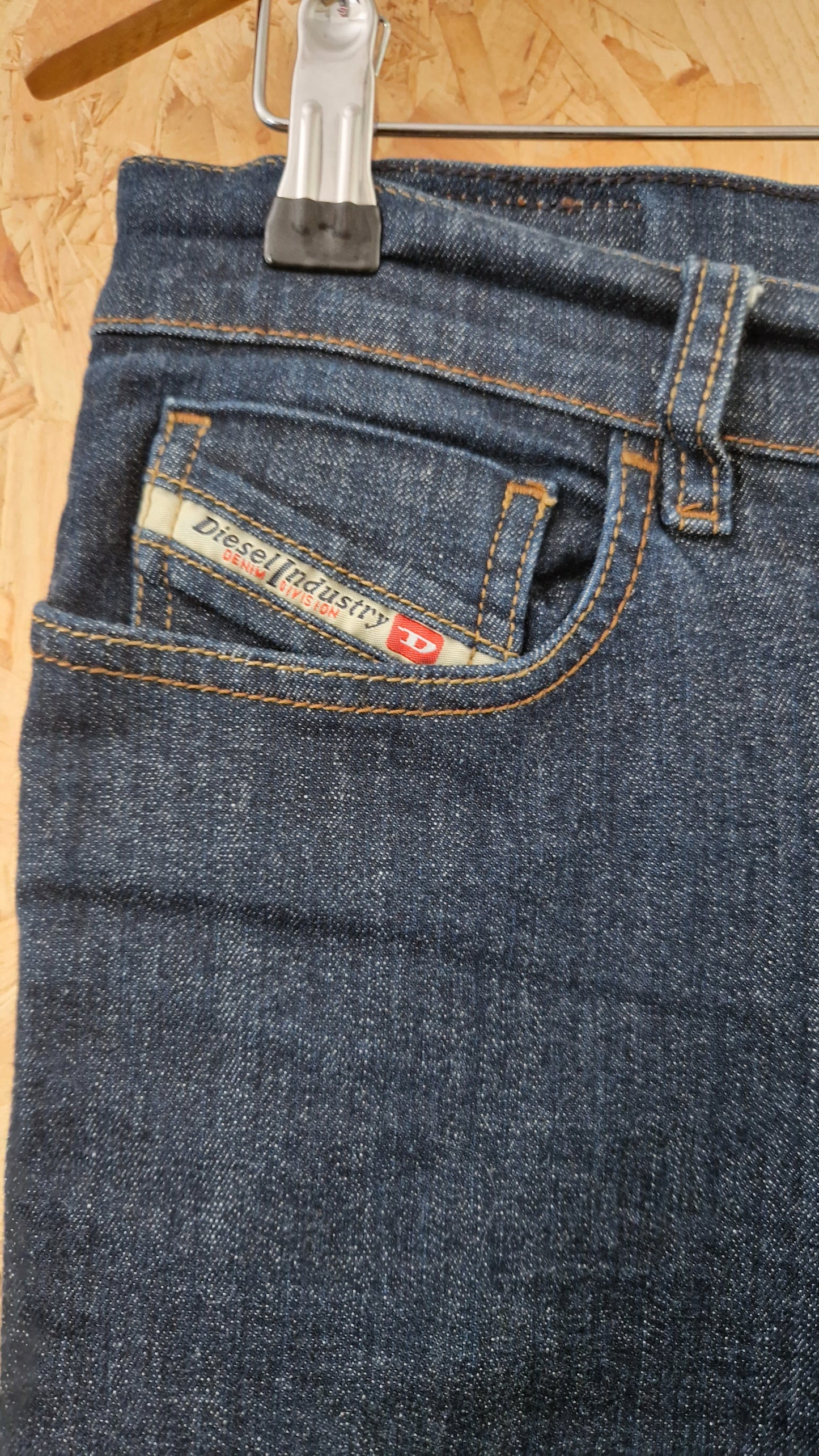 Preloved Diesel Straitzee Regular Slim Straight Jeans Regular Waist W31 L32