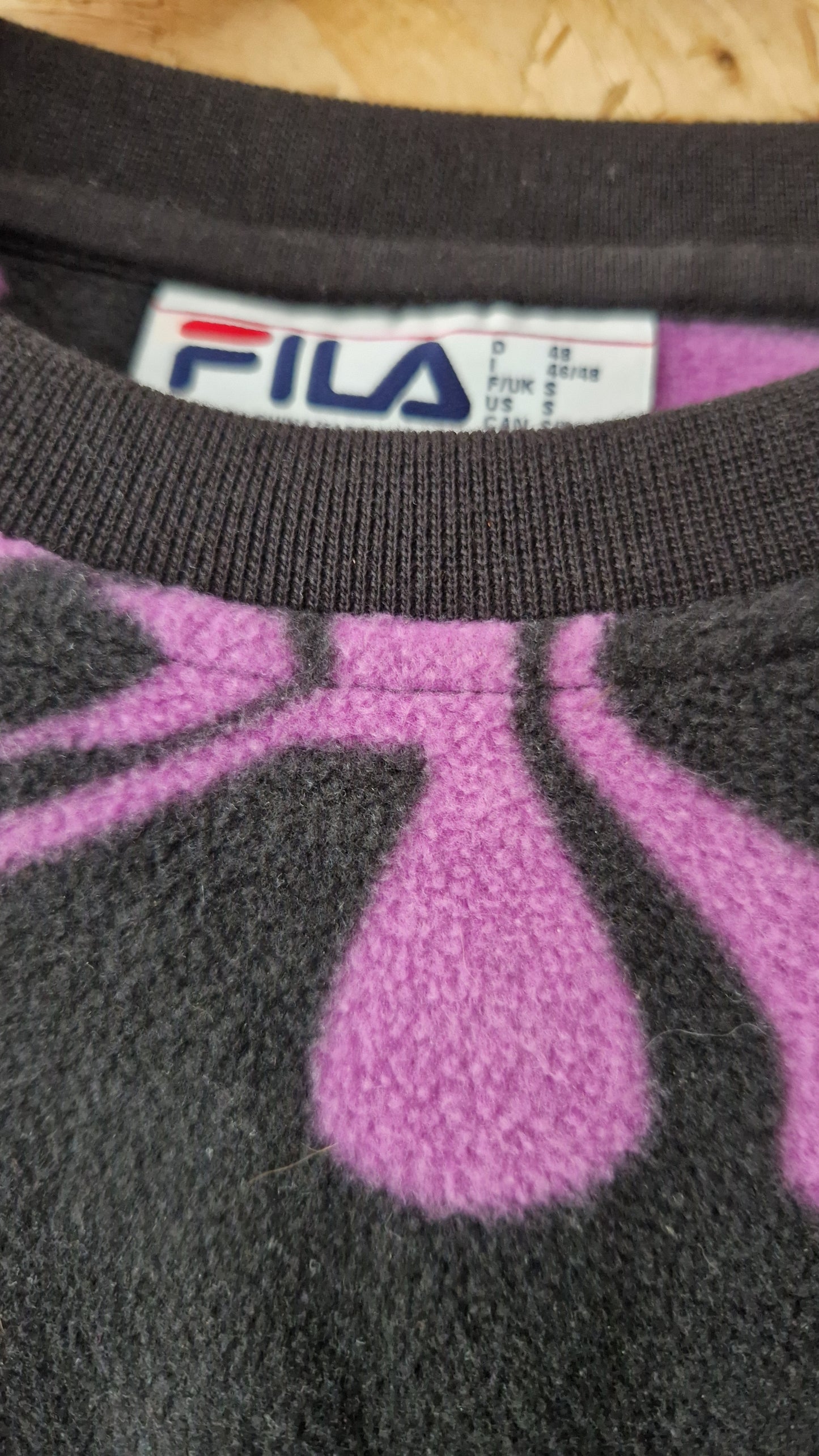Preloved Fila Embroidered Printed Fleece Sweatshirt Size Small
