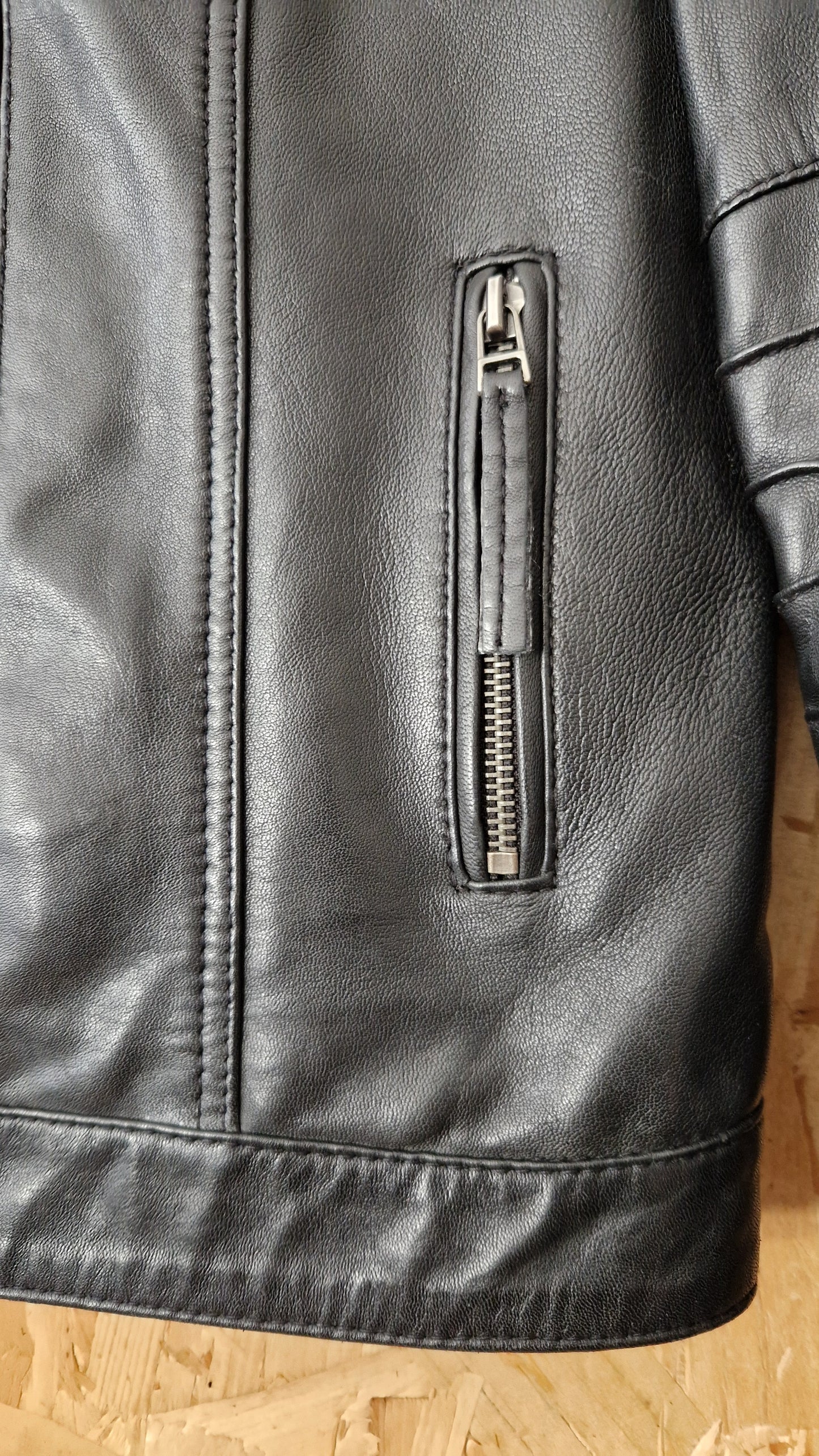 Preloved Infinity Leather Biker Style Zip Through Jacket Size 12