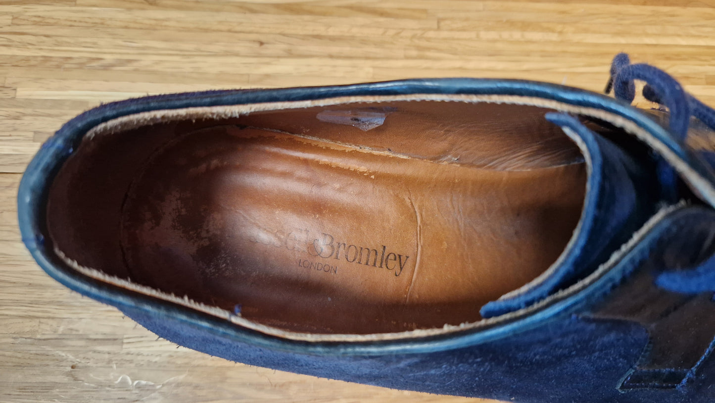 Preloved Russell & Bromley Suede with Leather Trim Lace Ups Size 7