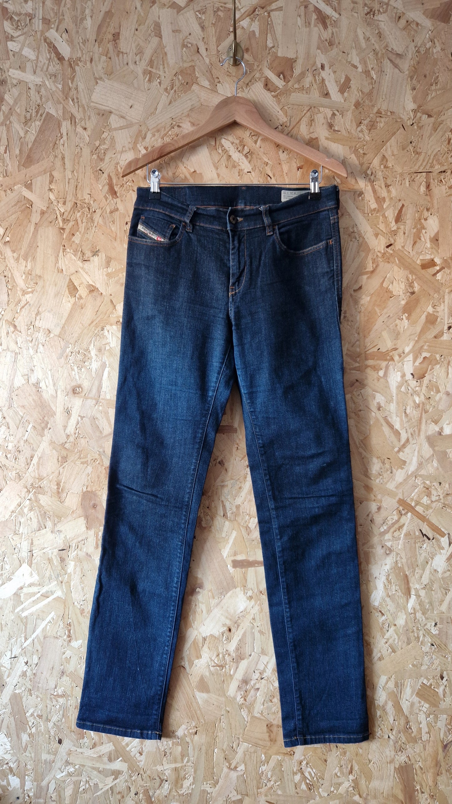 Preloved Diesel Larkee Relaxed Straight Jeans Waist 32 Leg Length 30