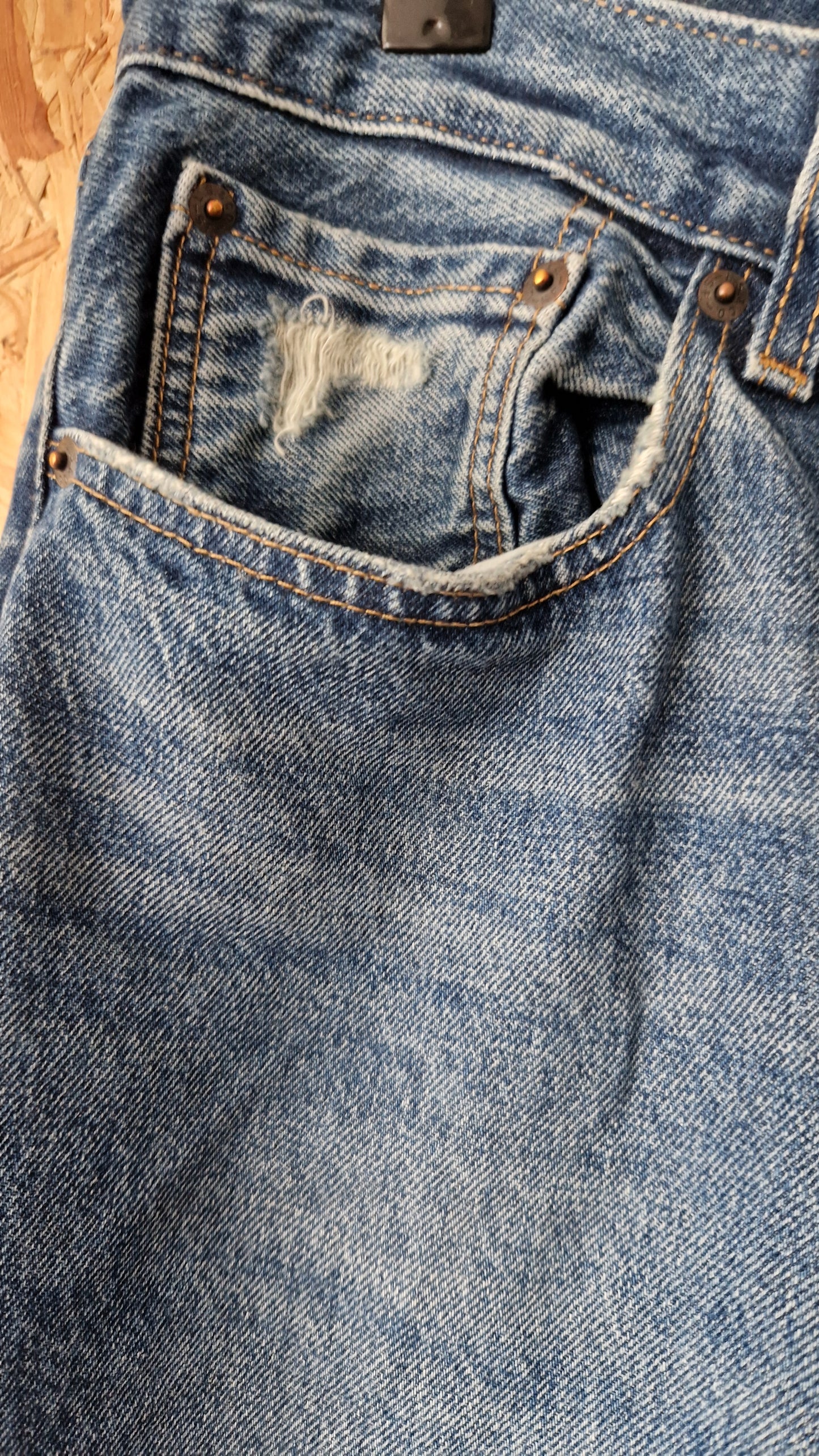 Preloved Levi's Middy Straight Leg Jeans Waist 31