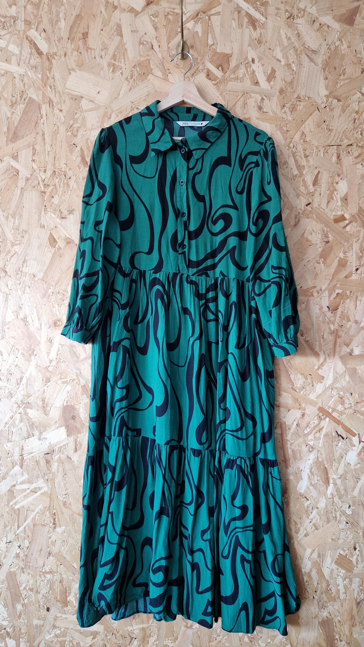 Preloved Zara Printed Three Quarter Sleeve Shirtdress with Hem Frill Size XL