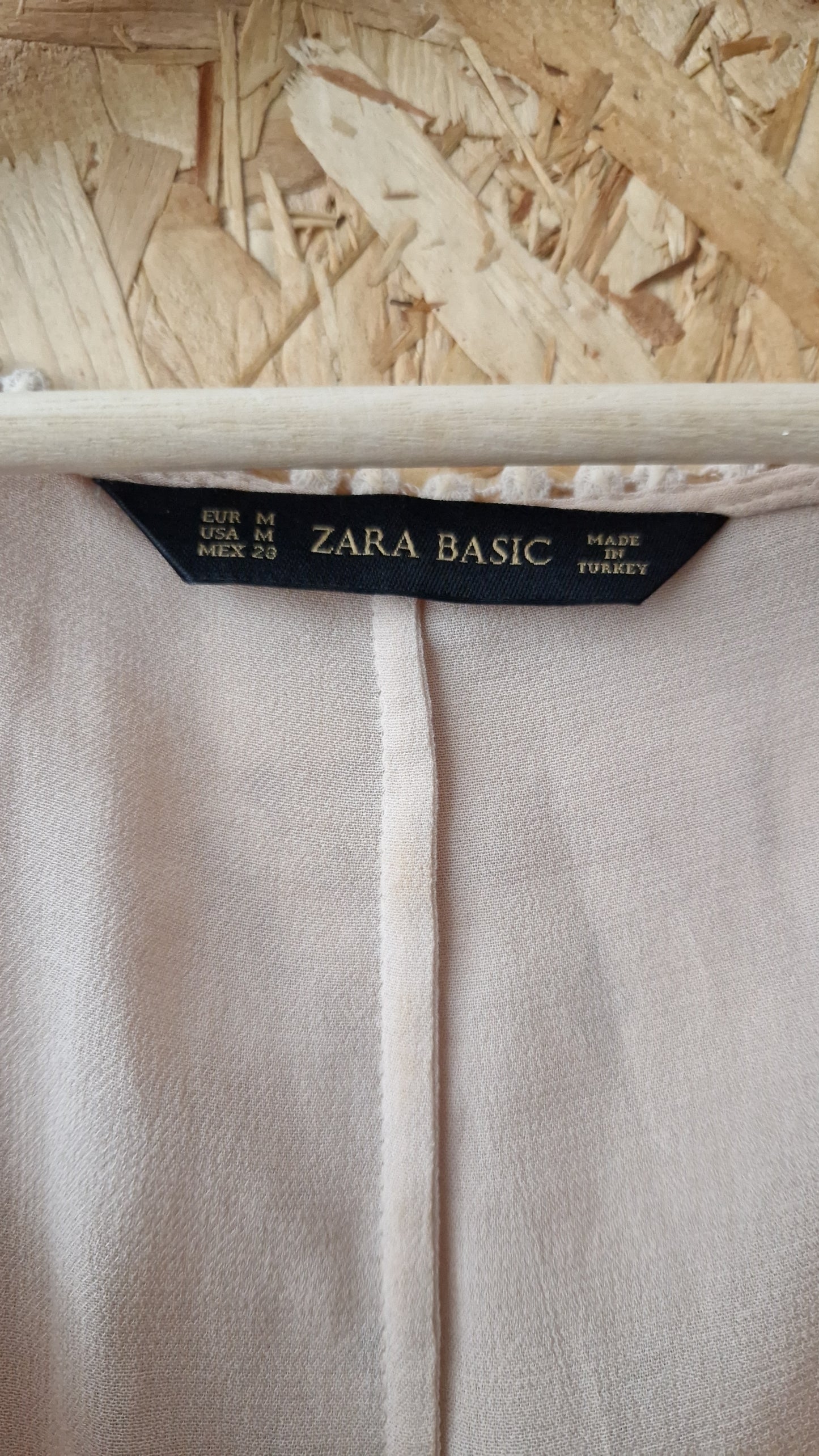 Preloved Zara Cap Sleeve Lined Dress with Crochet Lace Detail Size Medium