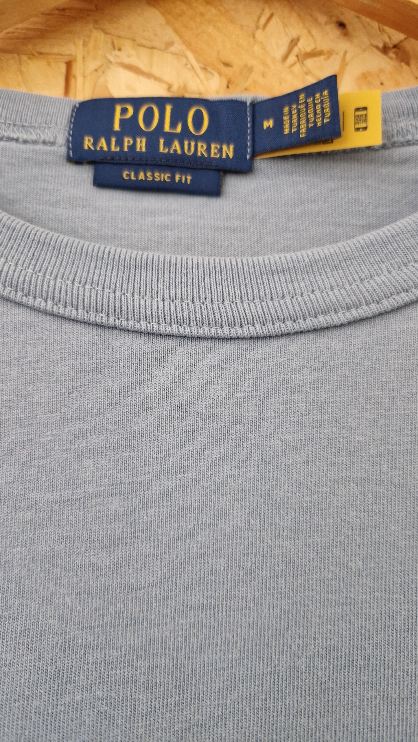 Preloved Polo Ralph Lauren T-Shirt with Chest Embroidered Logo Size Medium