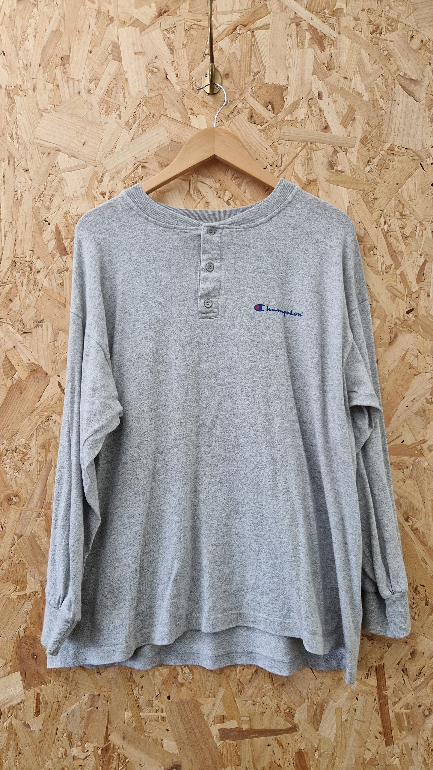 Preloved Champion Long Sleeve Henley T-Shirt Size Large (no size label visible)