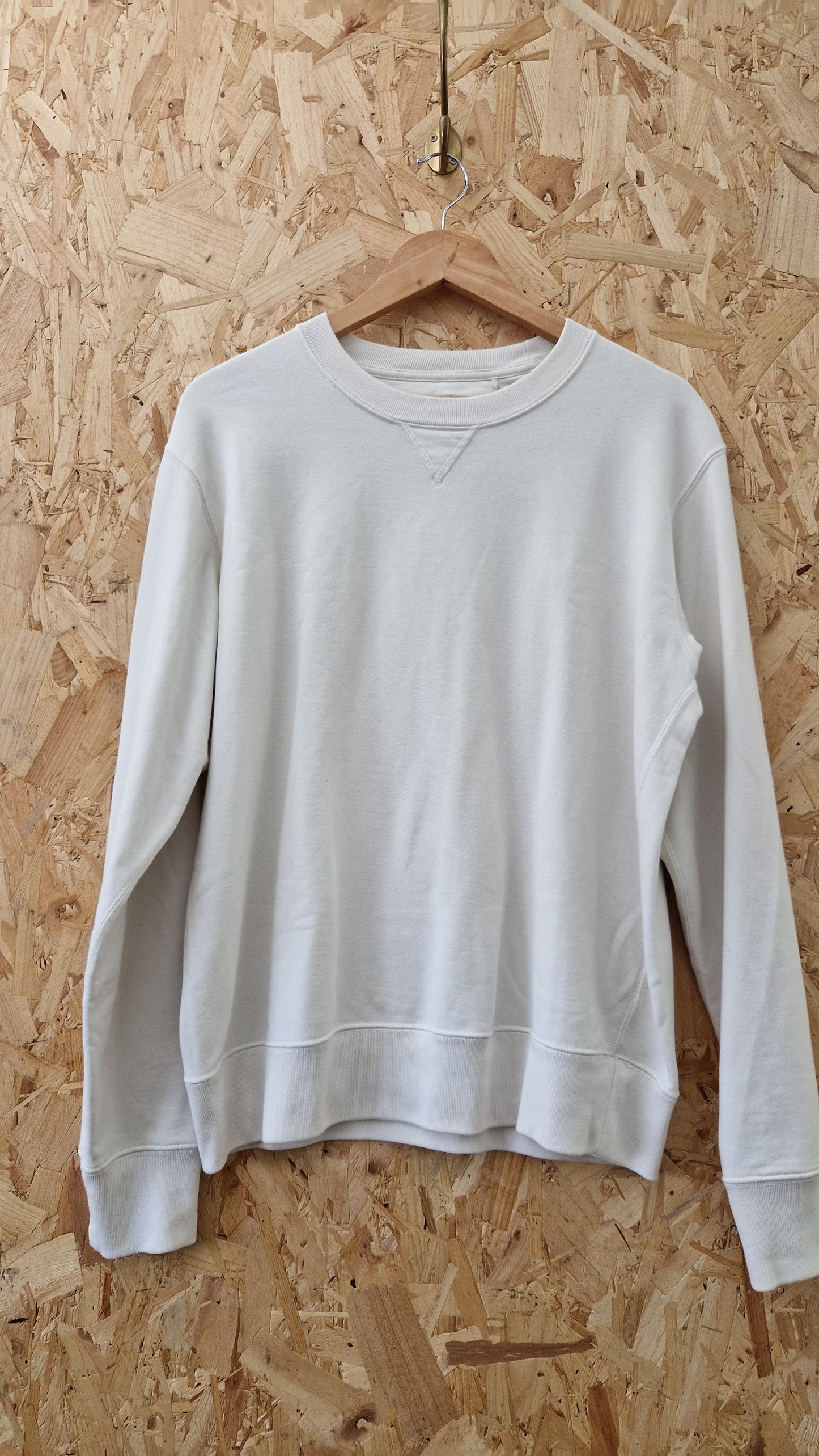 Preloved Uniqlo Long Sleeve Loopback Sweatshirt Size Medium