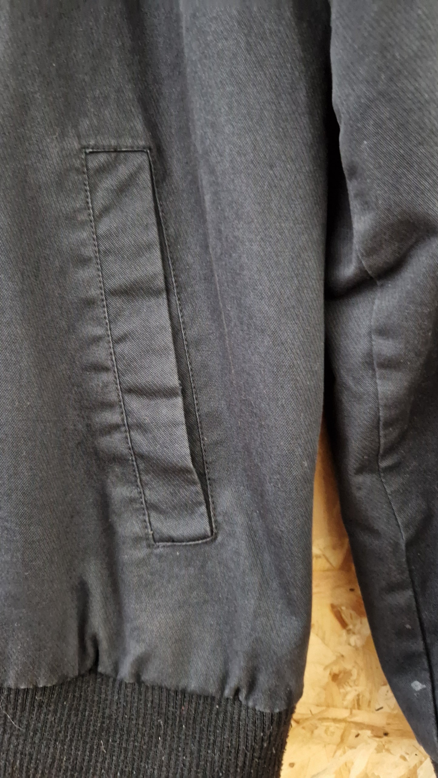 Preloved Kenji Bomber Jacket with Jersey Hood Size Medium
