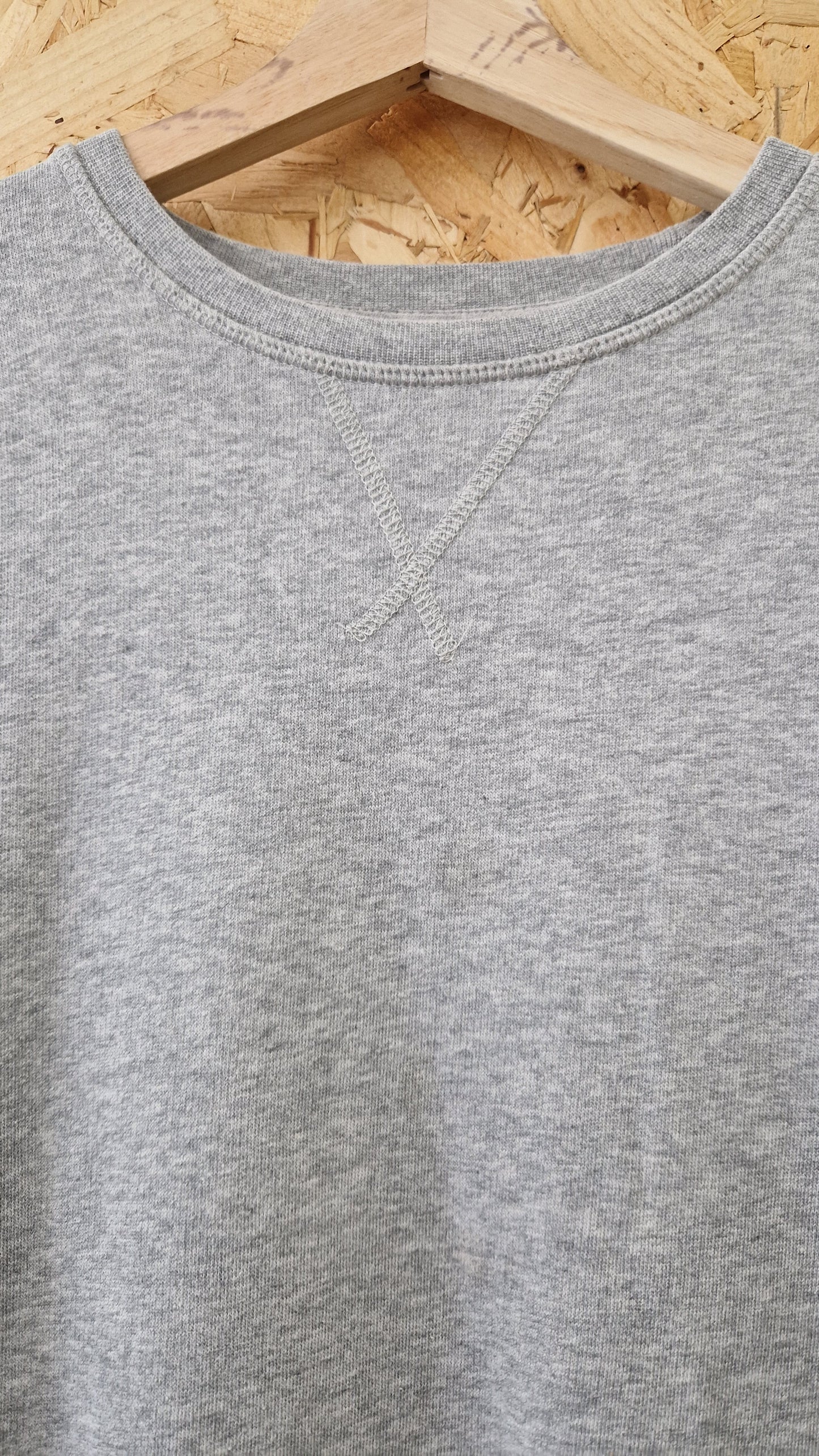Preloved MVP Crew Neck Sweatshirt Size Small