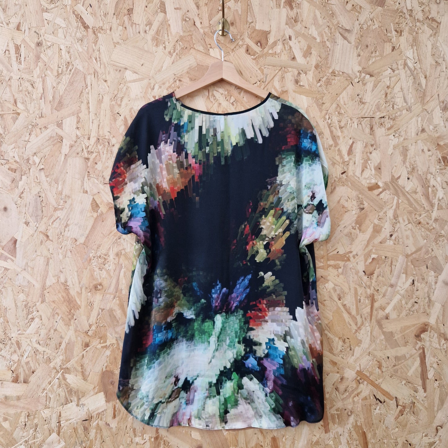 Preloved Topshop Cap Sleeve Graphic Print Top with Dropped Hem Size 8