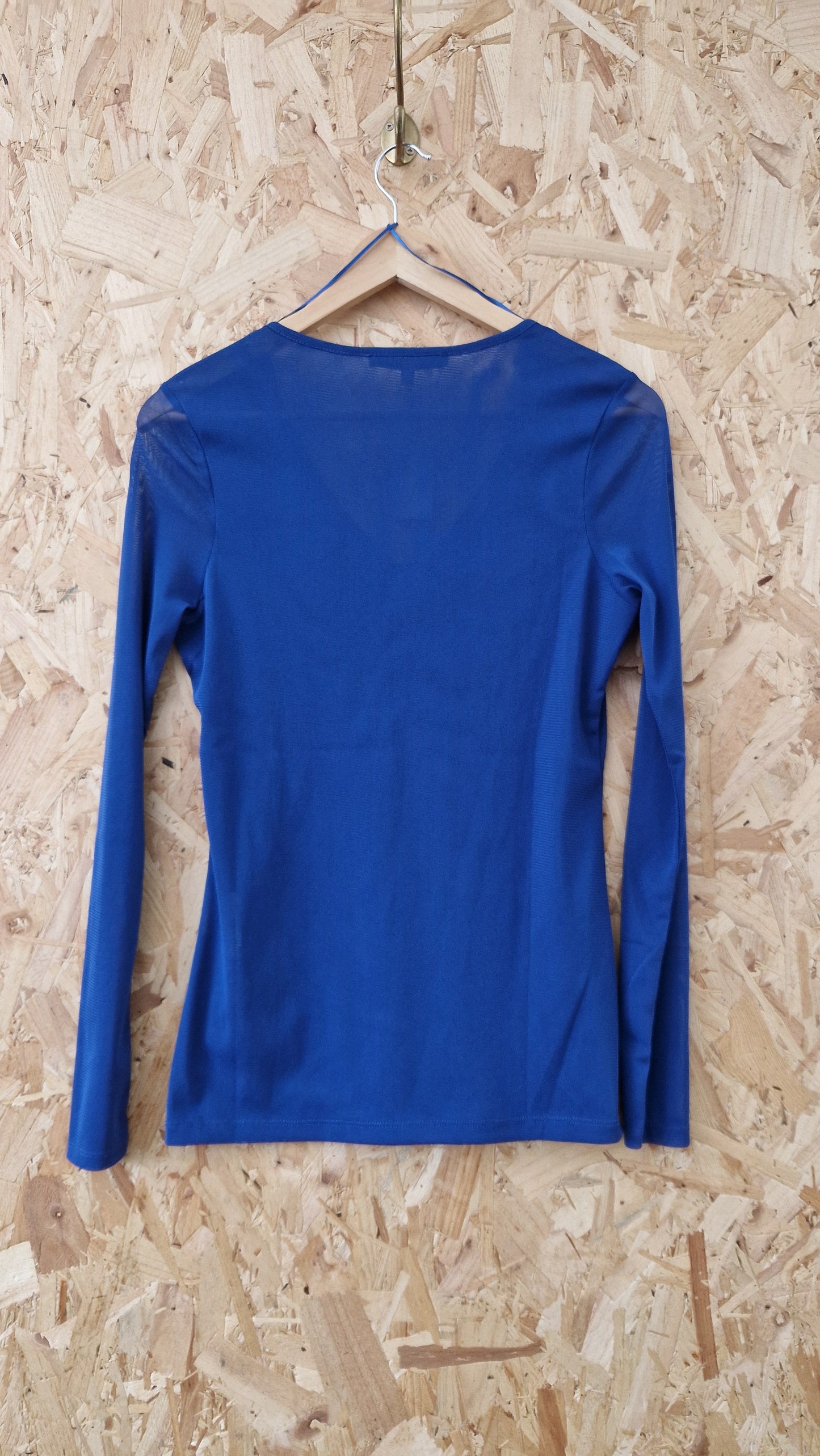 Brand New Long Sleeve V-Neck Mesh Top Size 10