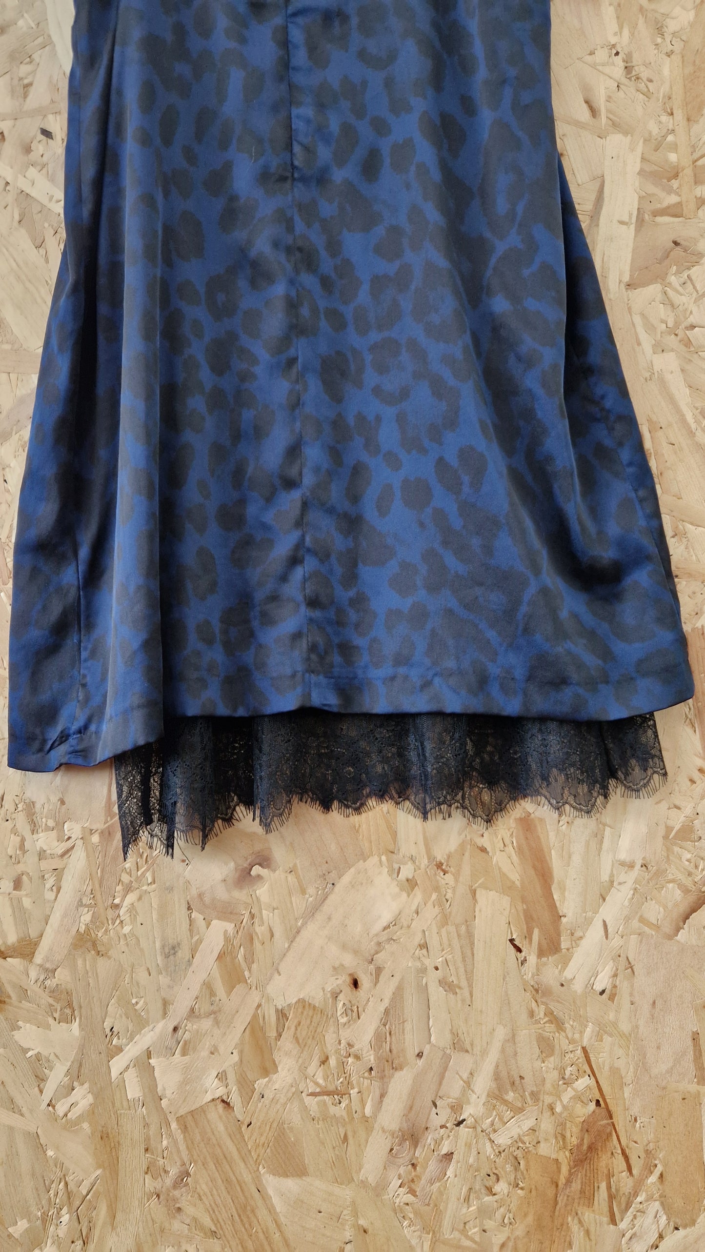 Preloved Zara Sleeveless Animal Print Dress with Lace Trim Size Medium