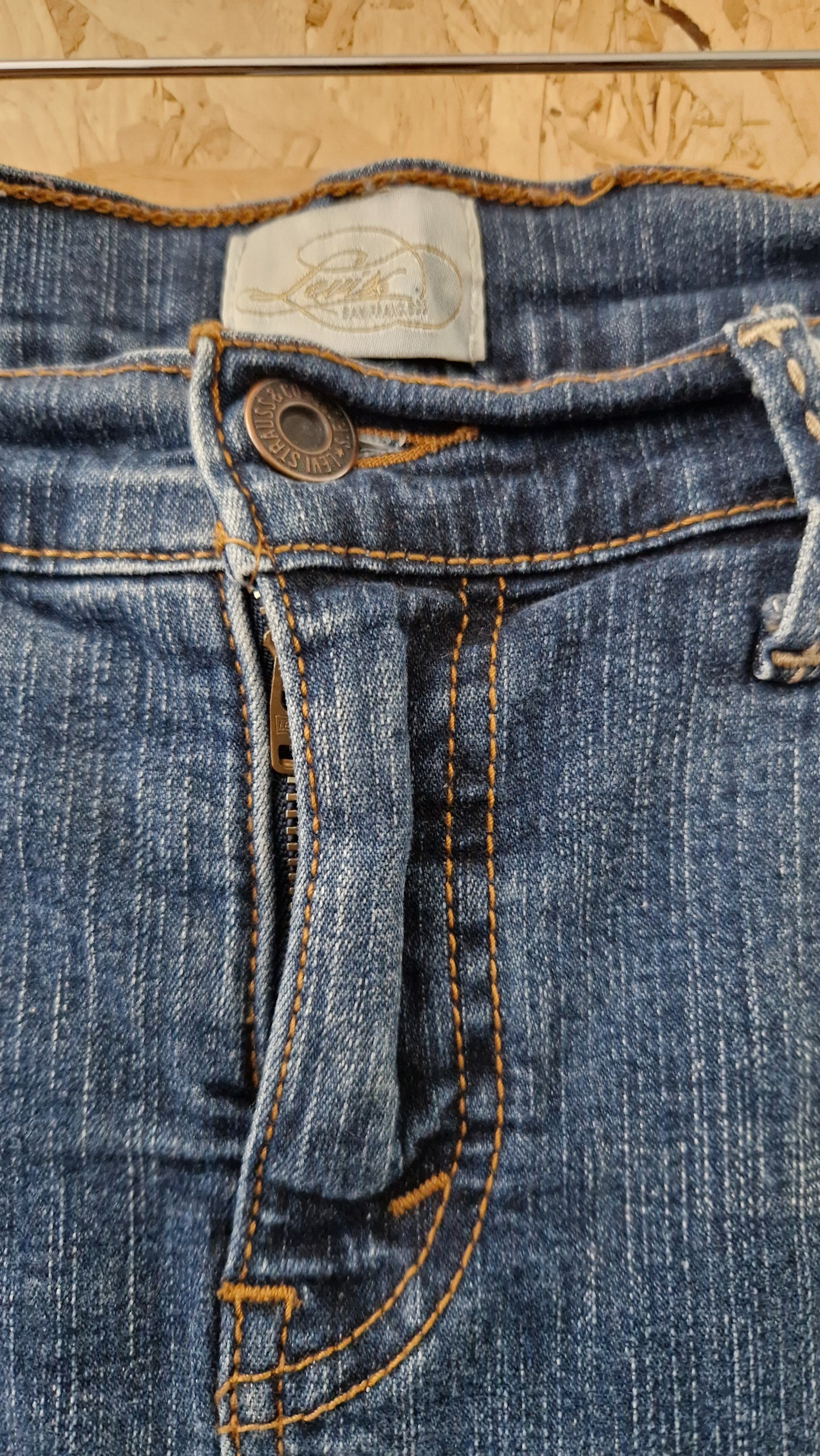 Preloved Levi's Denim Pencil Skirt Size 10