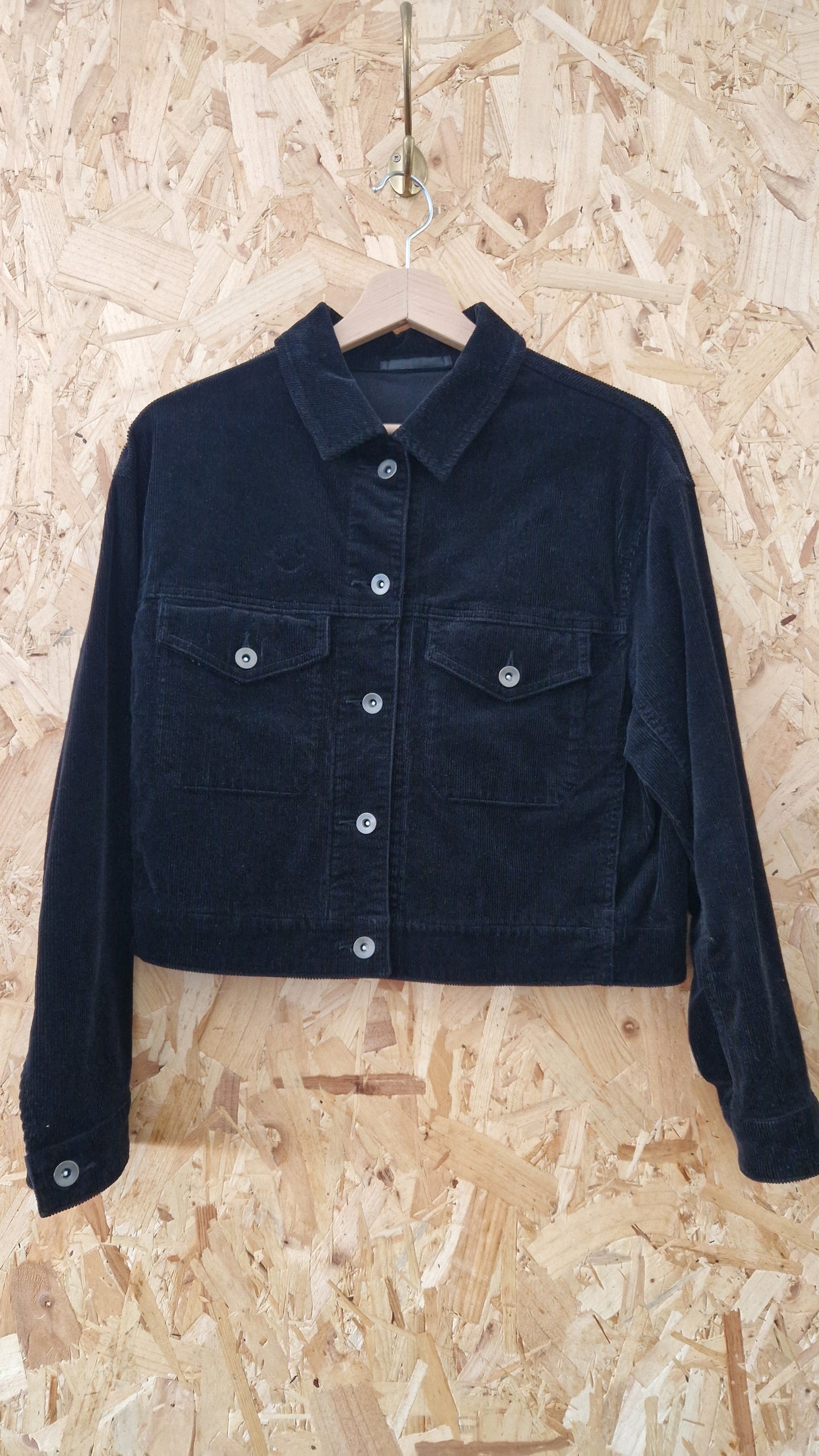 Preloved Uniqlo Cropped Cord Western Jacket Size XSmall