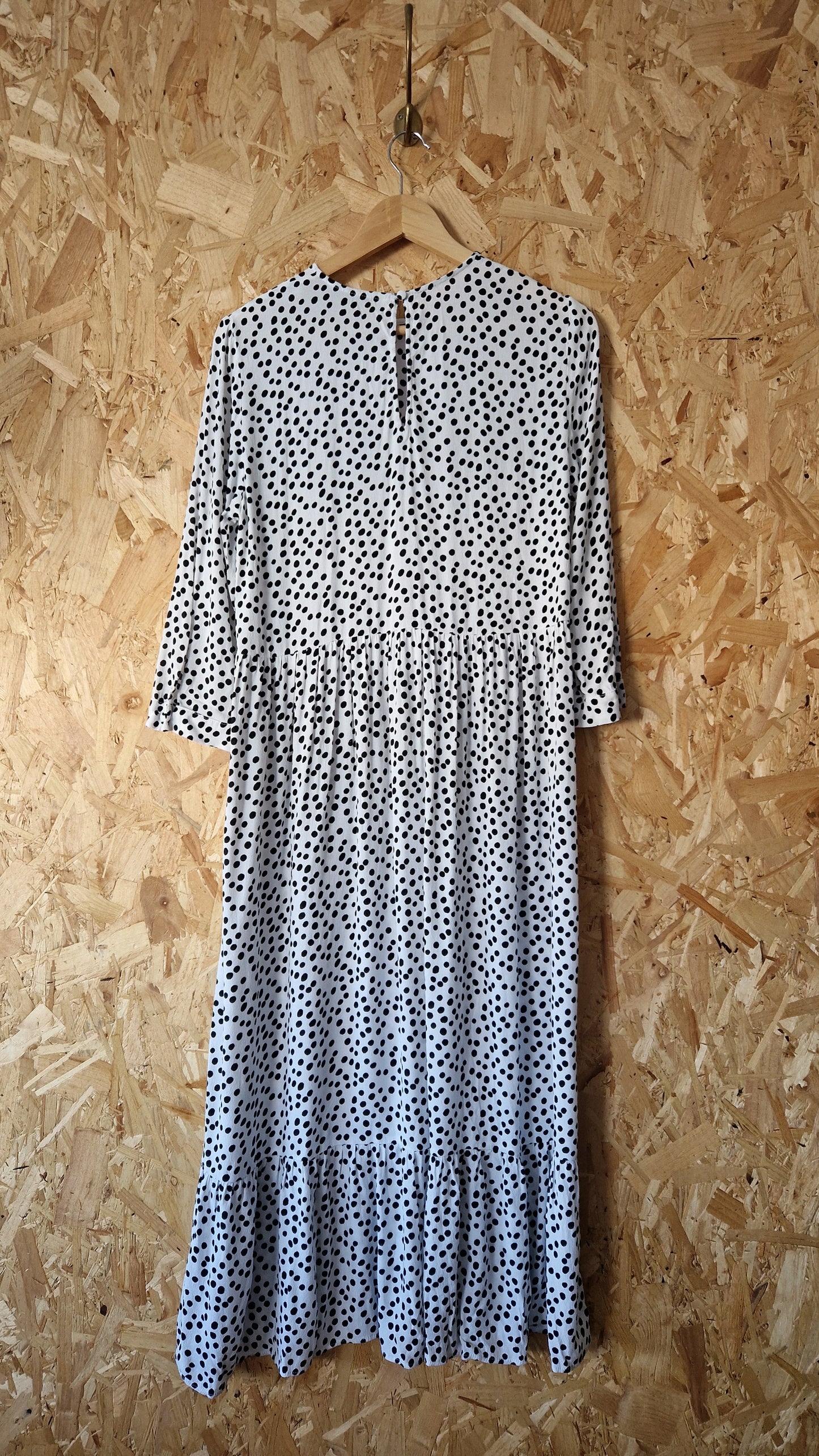 Preloved Zara 3/4 Sleeve Dress with Hem Frill Size Medium
