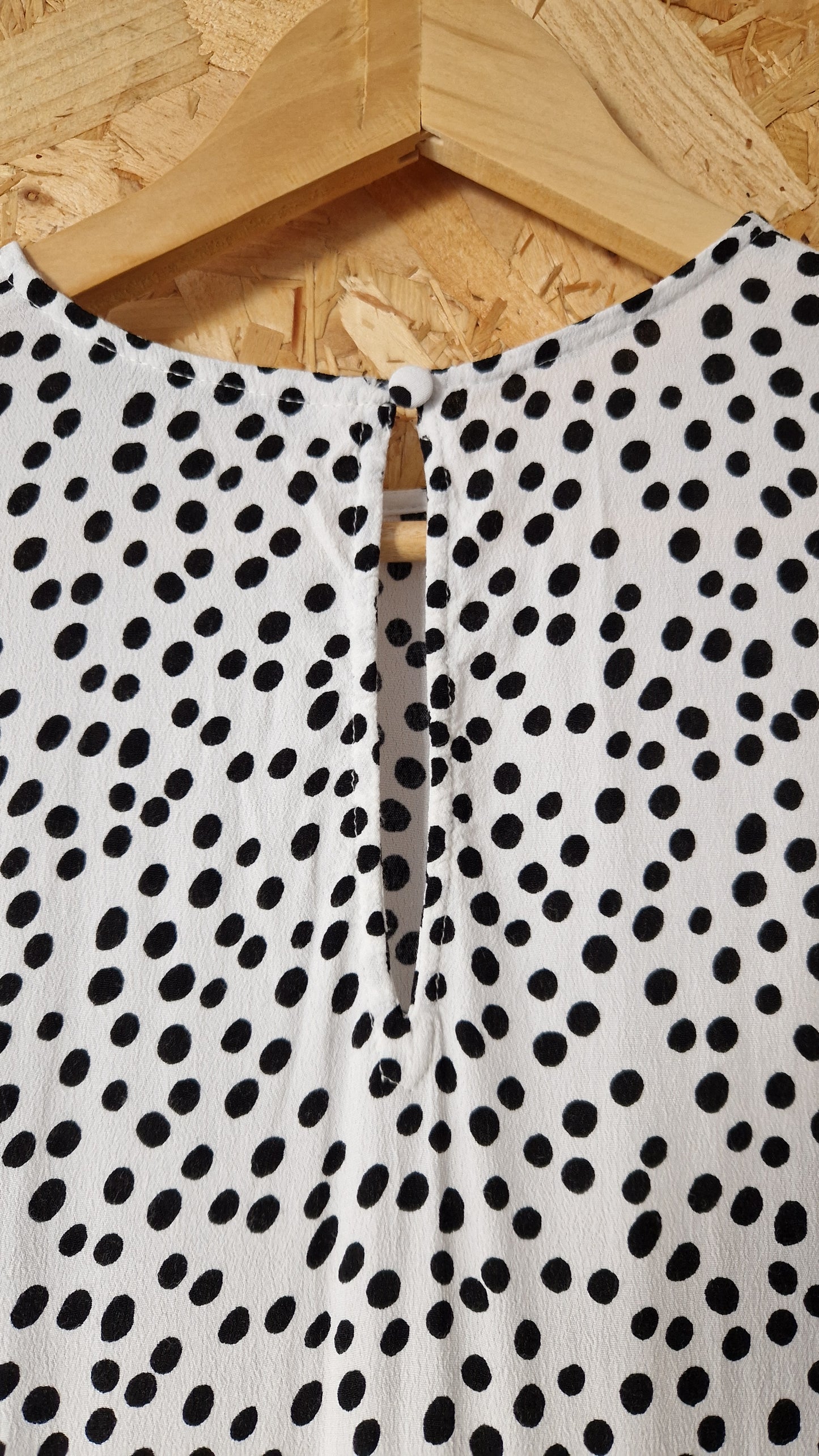 Preloved Zara 3/4 Sleeve Dress with Hem Frill Size Medium