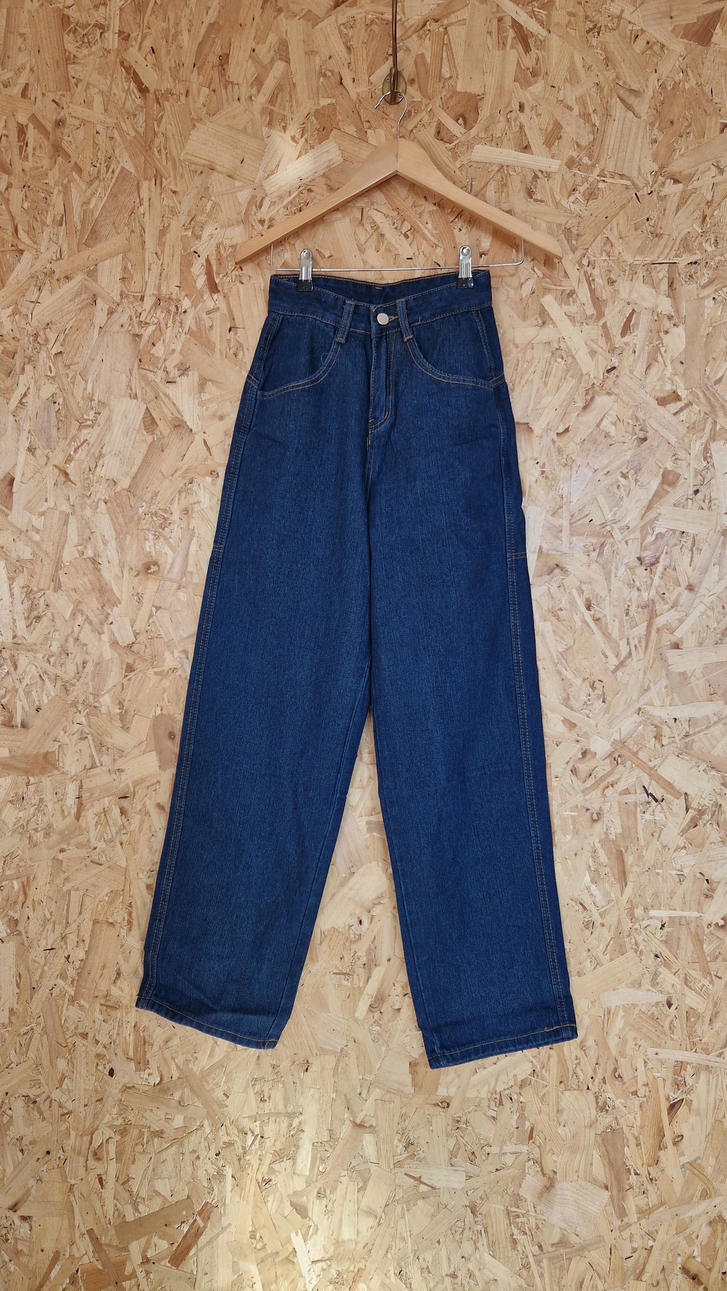 Preloved No Brand Wide Leg Jeans with Dragon Embroidery Size XSmall