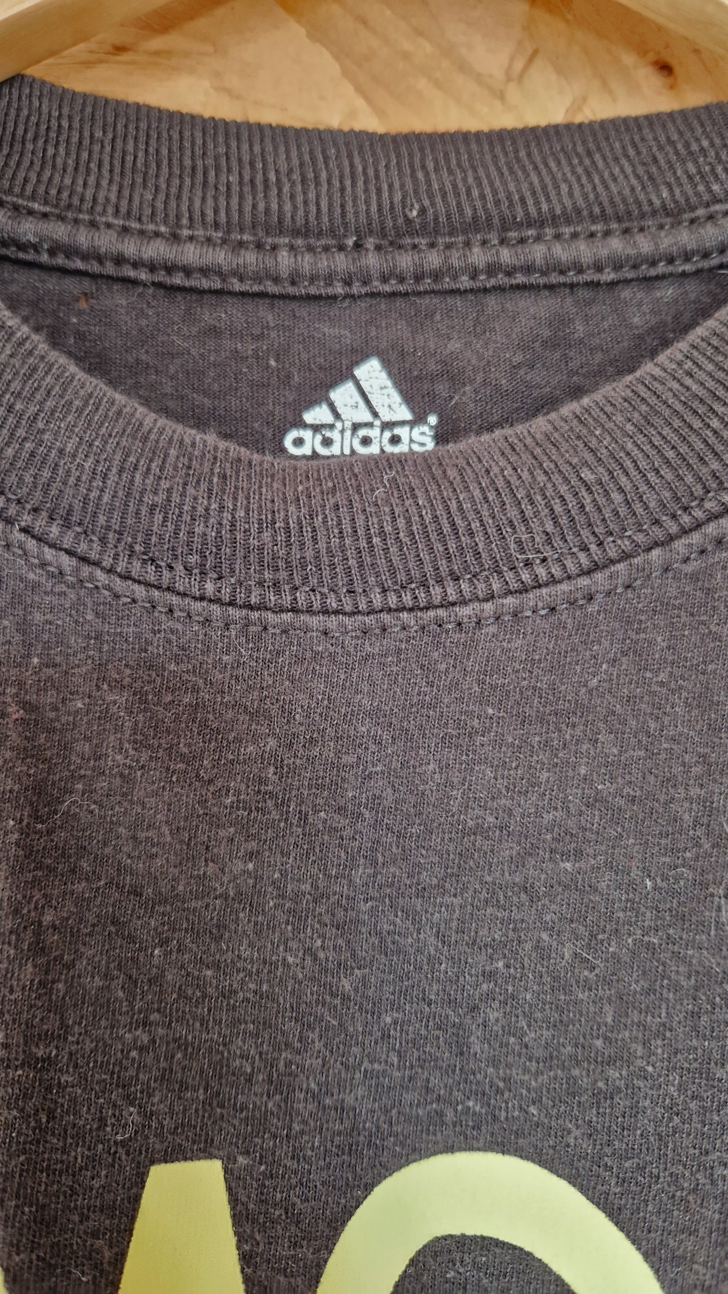 Preloved Adidas Long Sleeve Cuff T-Shirt with Graphic Print Size Medium