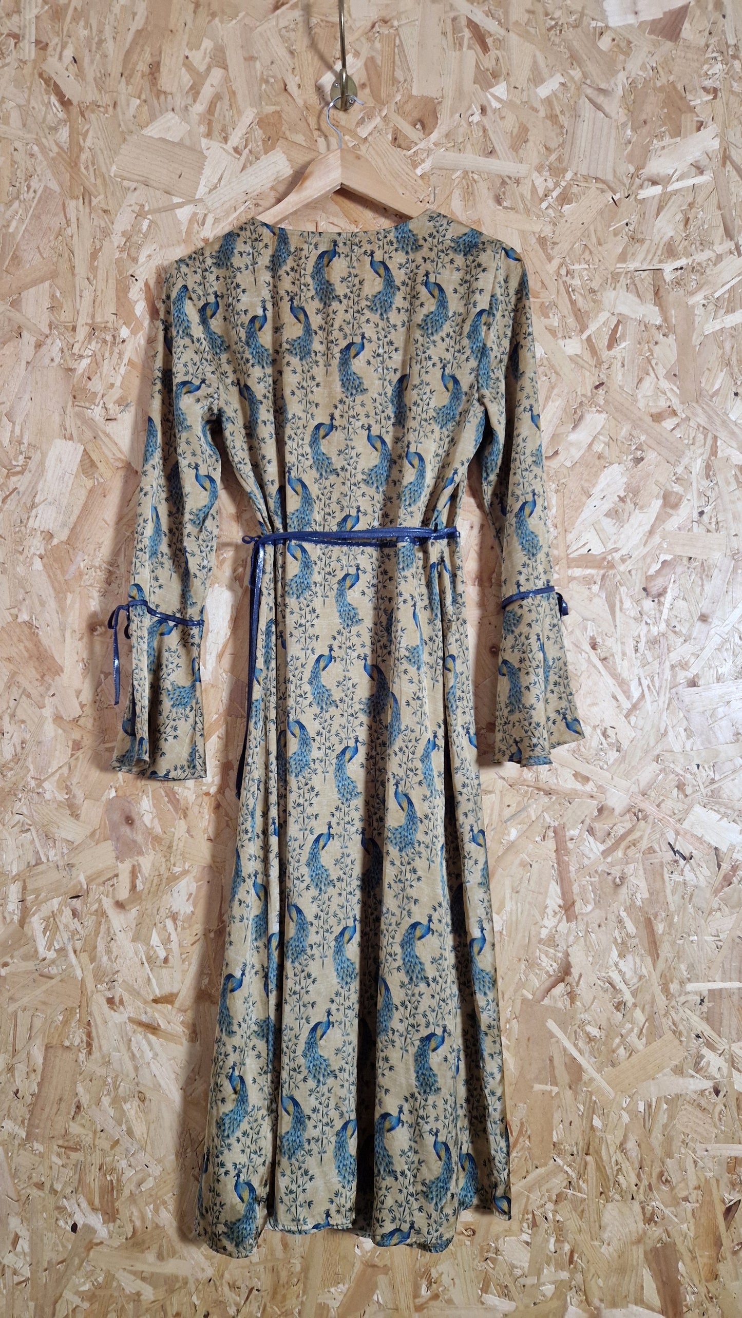 Preloved Topshop Bell Sleeve Printed Wrap Dress Size 12