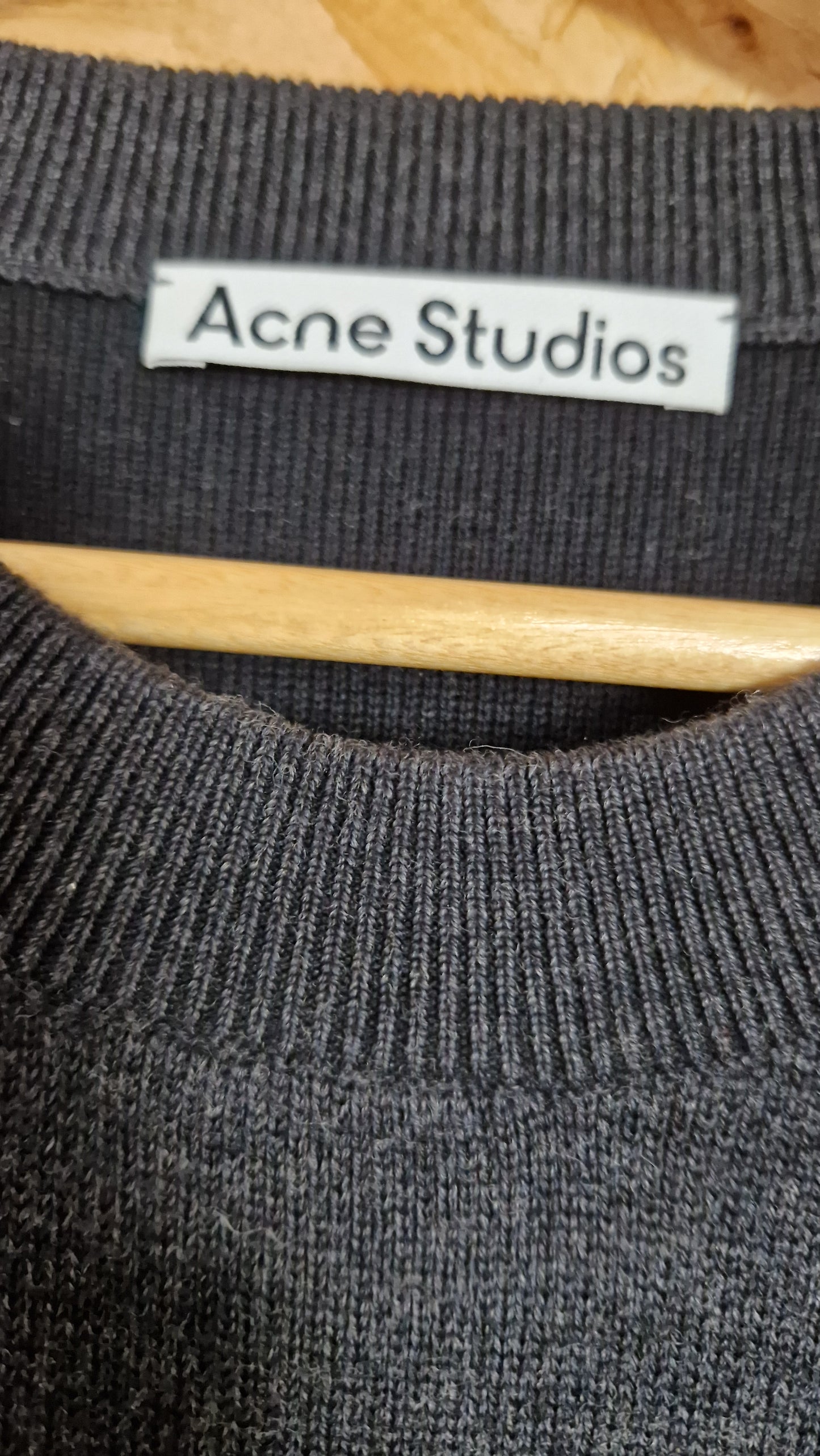 Preloved Acne Studios Oversized Jumper with Chest Embroidery Size Medium