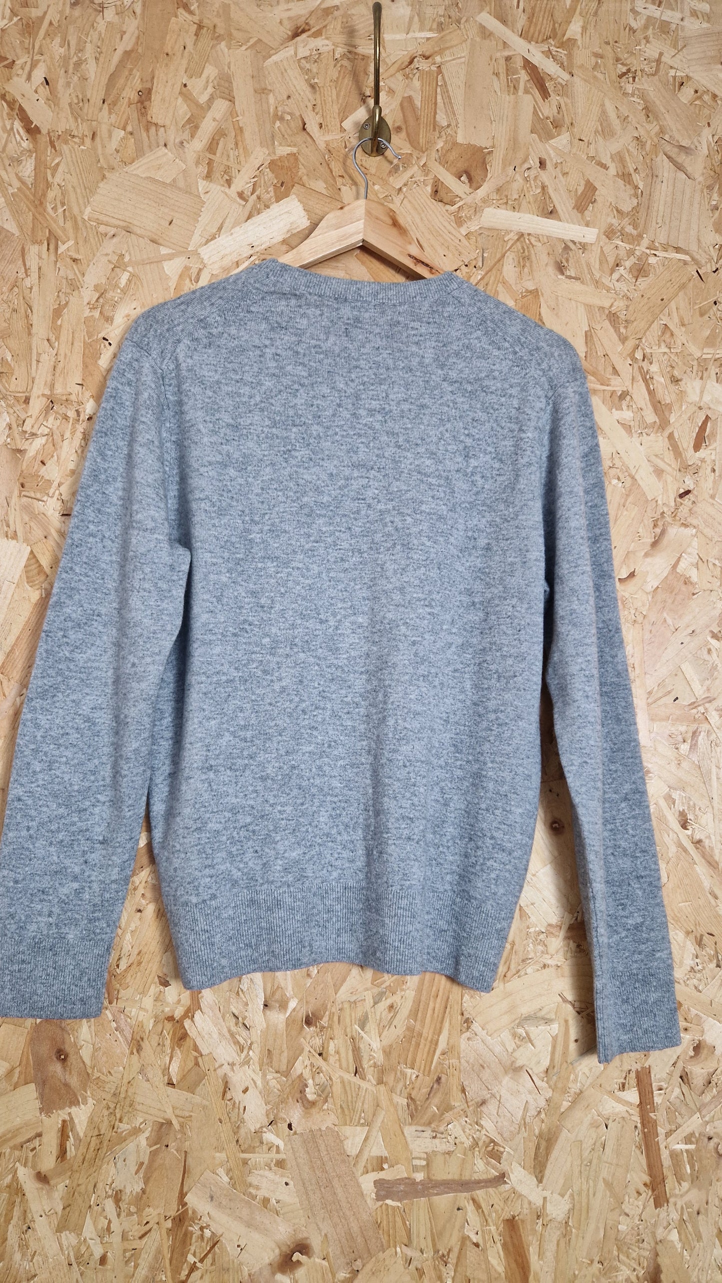Preloved Uniqlo Cashmere Crew Neck Jumper Size Medium