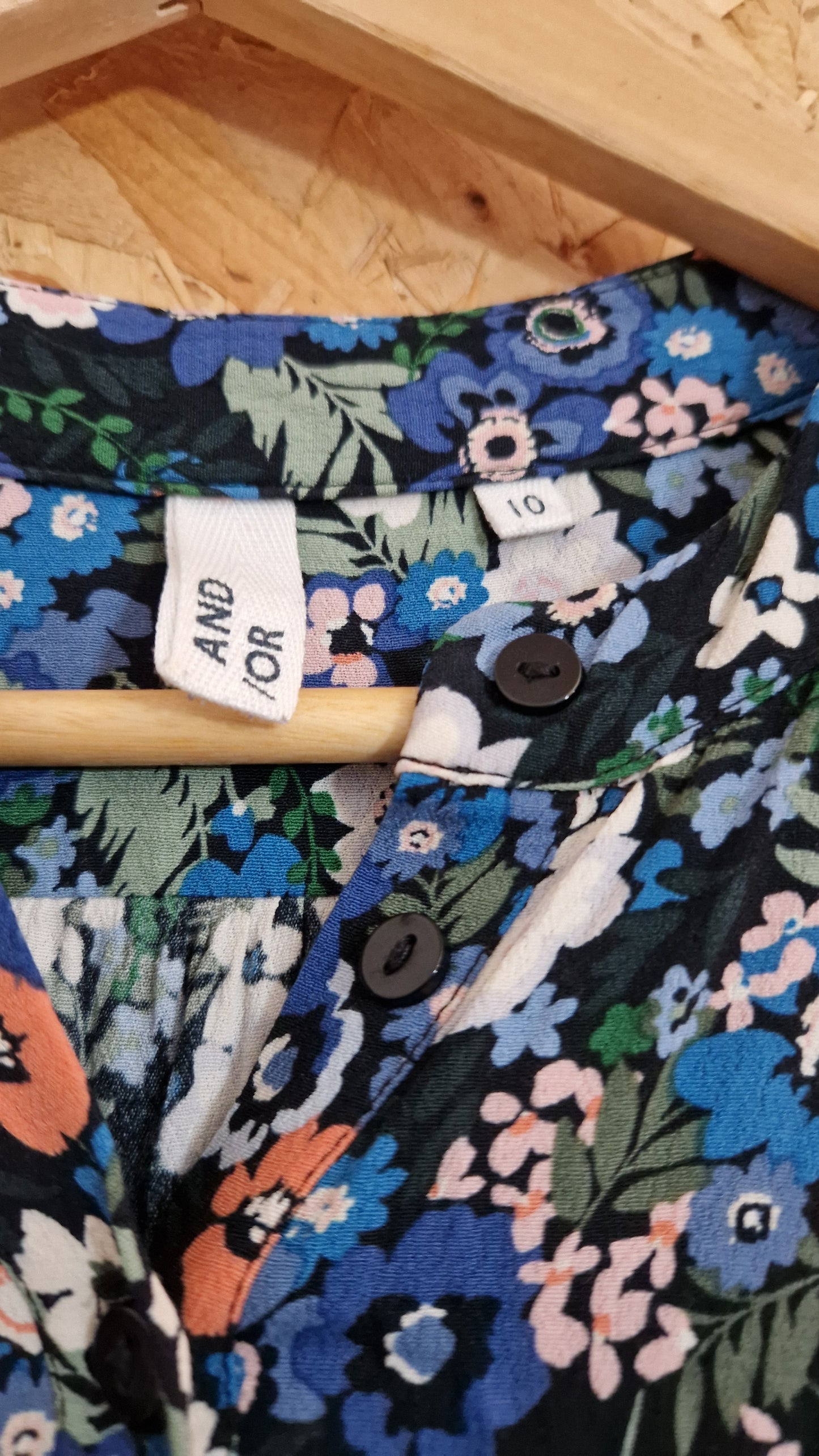 Preloved AND/ OR Collarless Printed Dress with Hem Frill Size 10