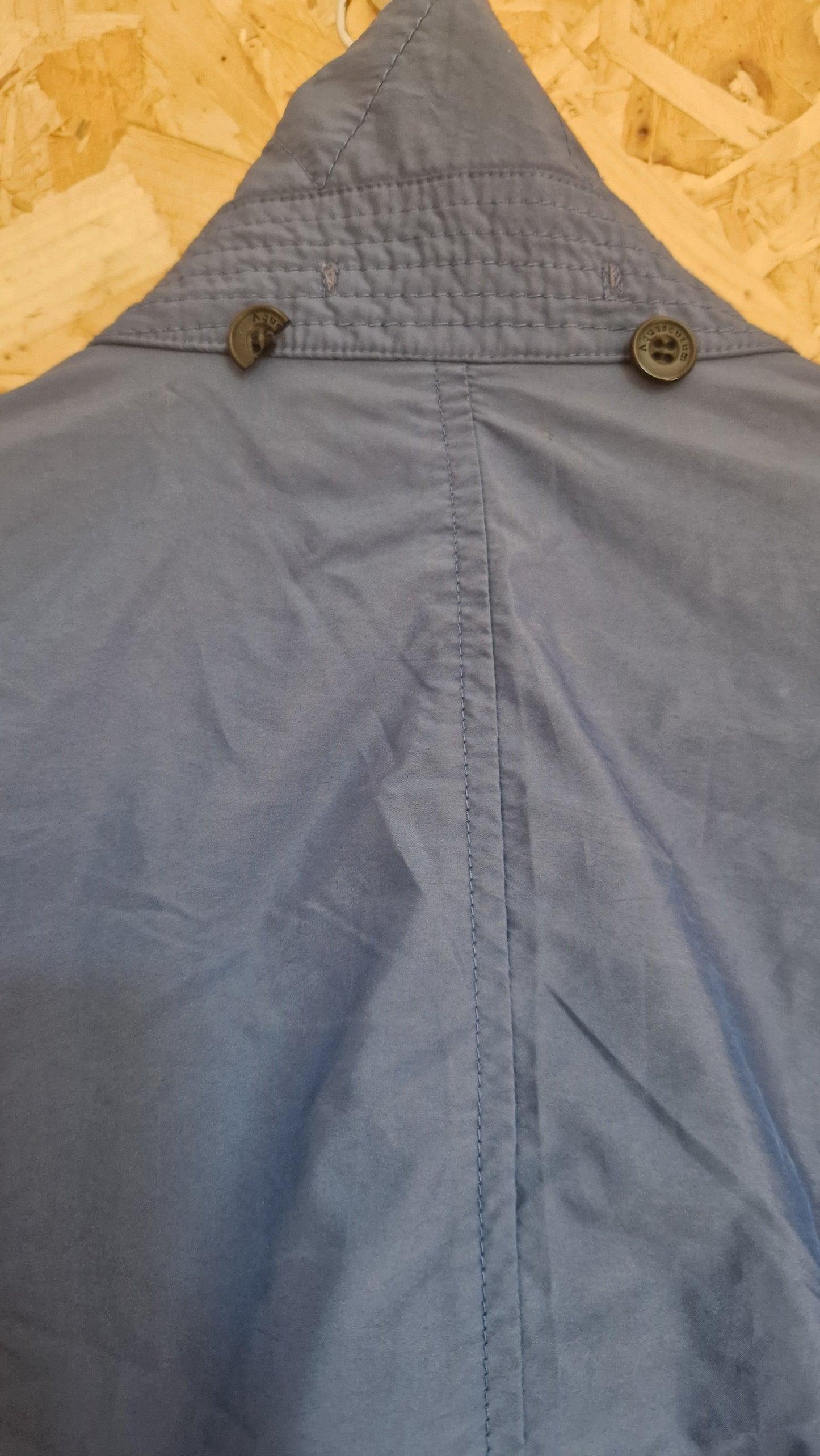 Preloved Aquascutum Pack A Mac Size Large