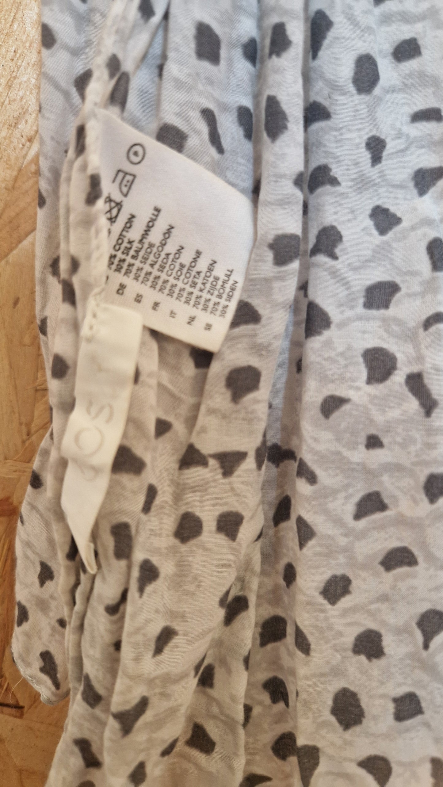 Preloved COS Animal Print Scarf