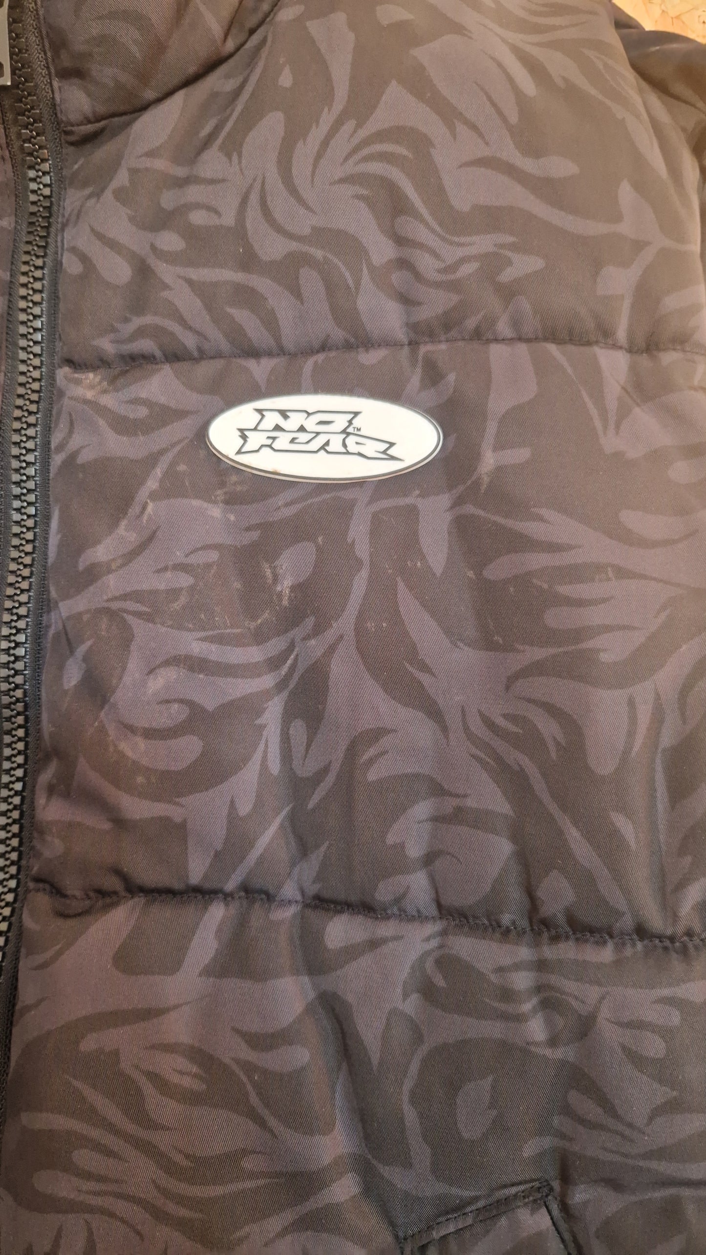 Preloved H&M x No Fear Printed Gilet Size Medium