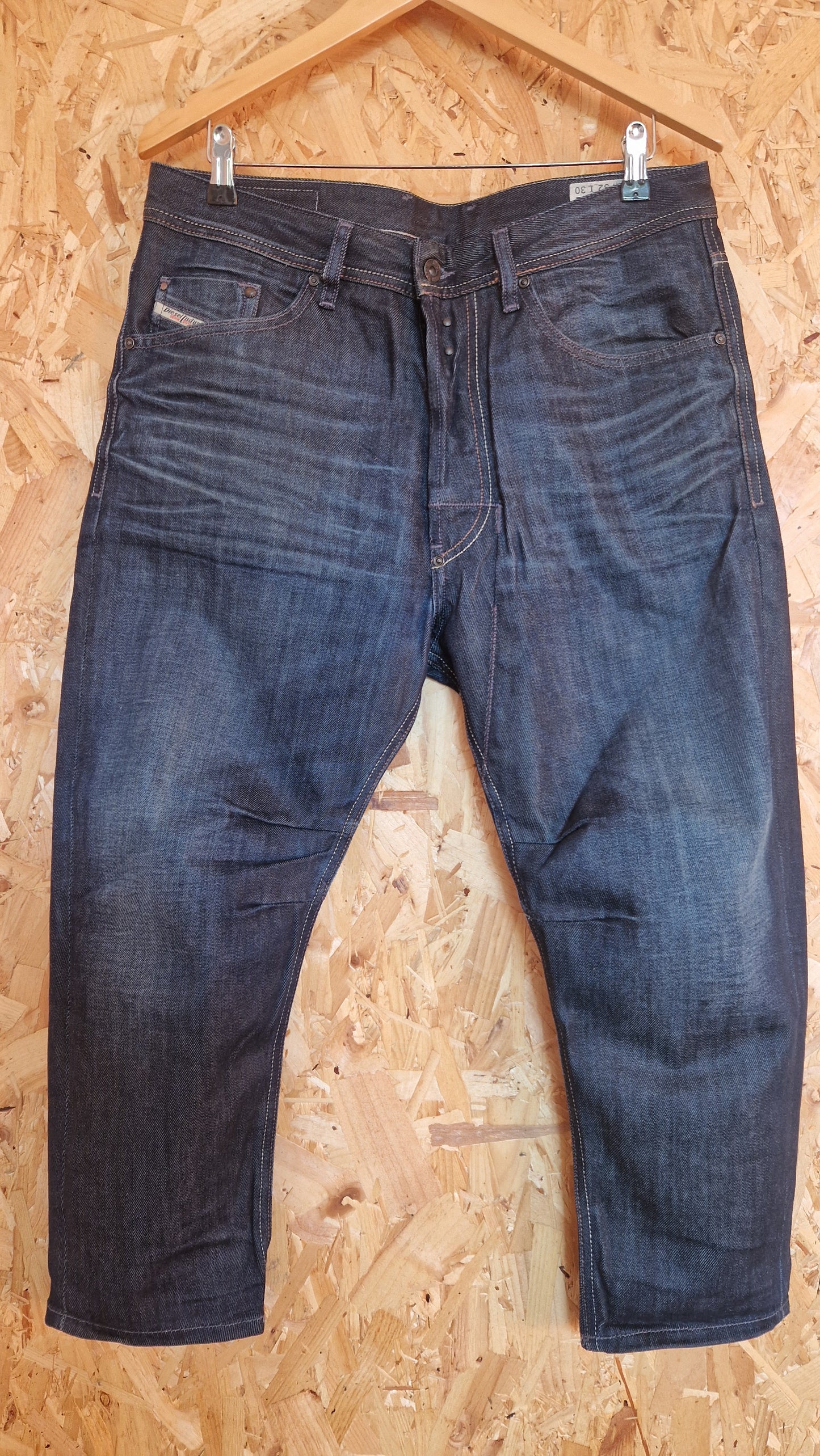 Preloved Diesel Narrot Jeans Waist Size 32 Leg Length 30