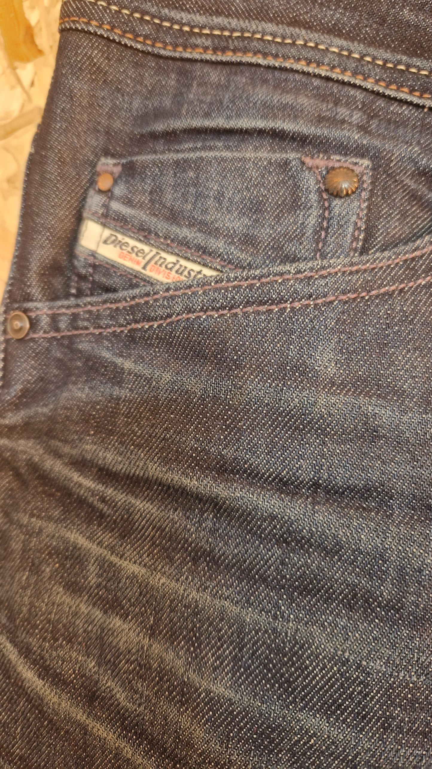 Preloved Diesel Narrot Jeans Waist Size 32 Leg Length 30