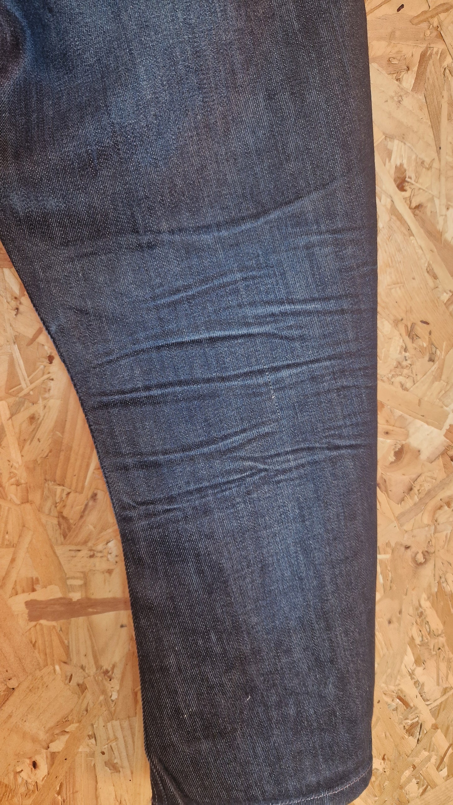 Preloved Diesel Narrot Jeans Waist Size 32 Leg Length 30