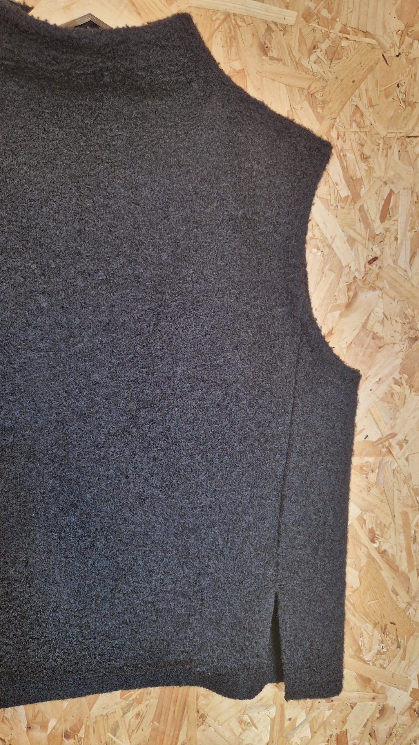 Preloved Zara Sleeveless Funnel Neck Boucle Jumper with Split Details Size Large