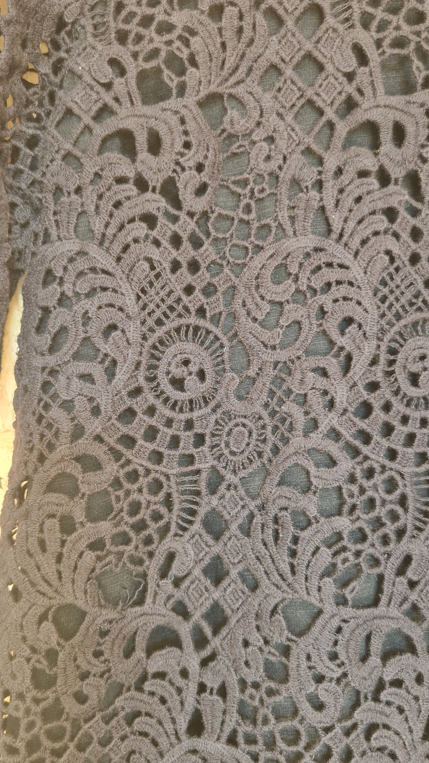 Preloved eri + ali Short Sleeve Crochet Front Top Size Medium