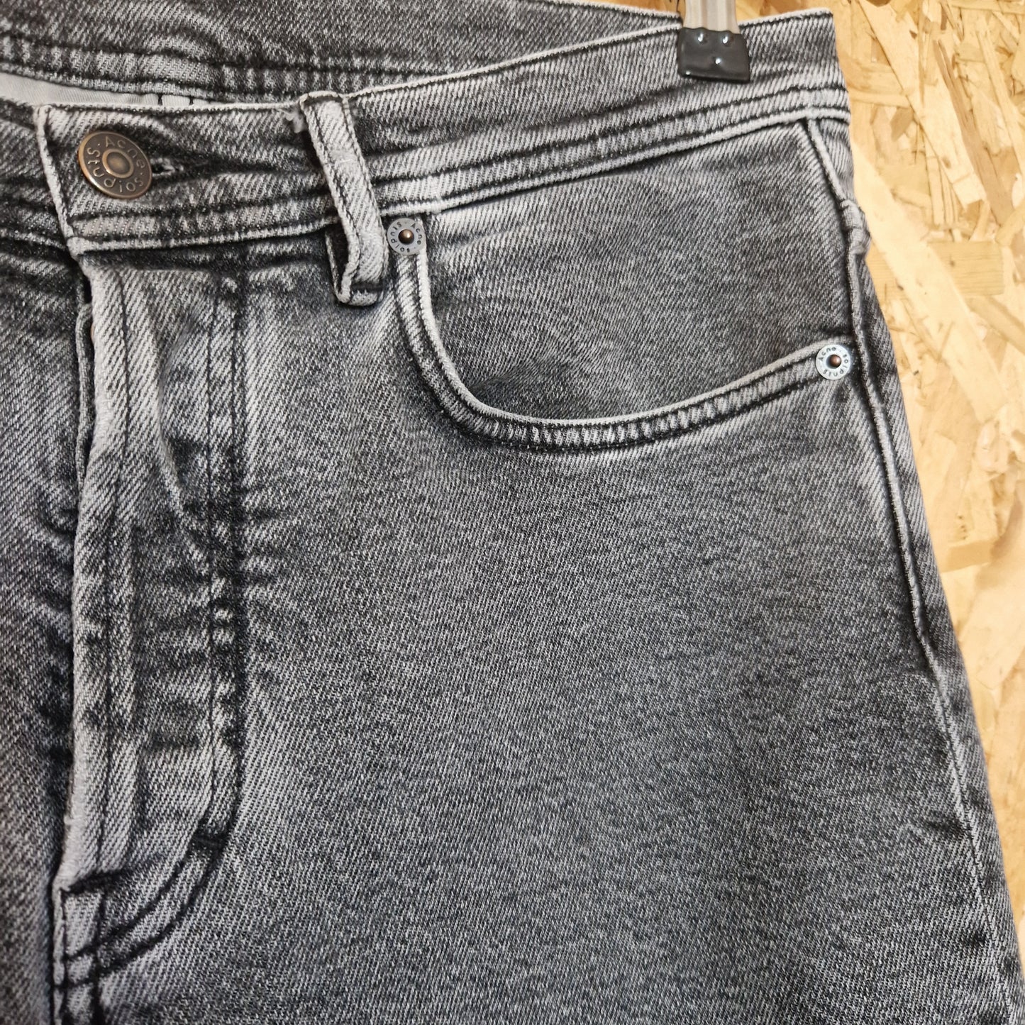 Preloved Acne Studios Stonewash Grey Denim Jeans Waist Size 31 Leg Length 32