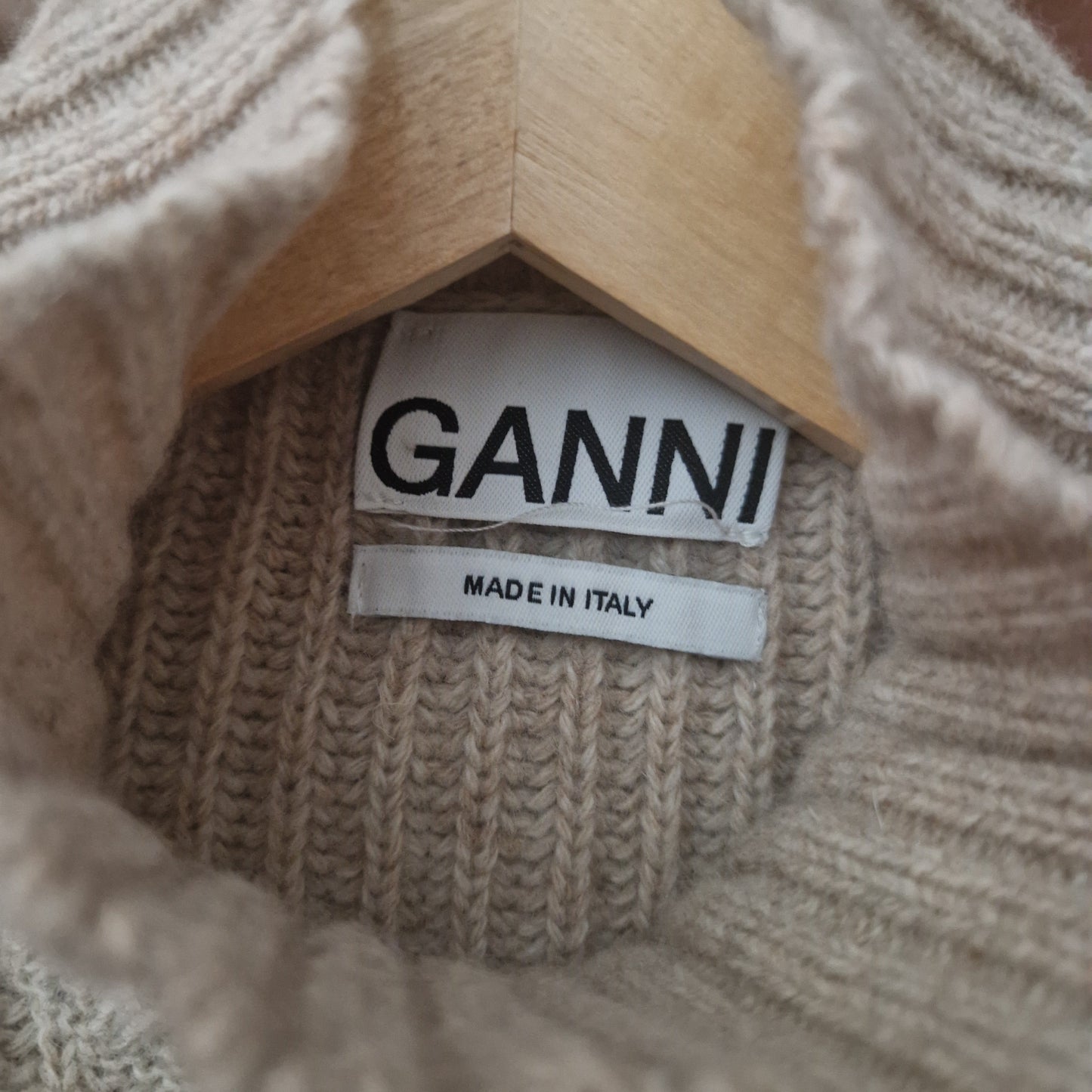 Preloved Ganni Turtle Neck Ribbed Tank Size Small