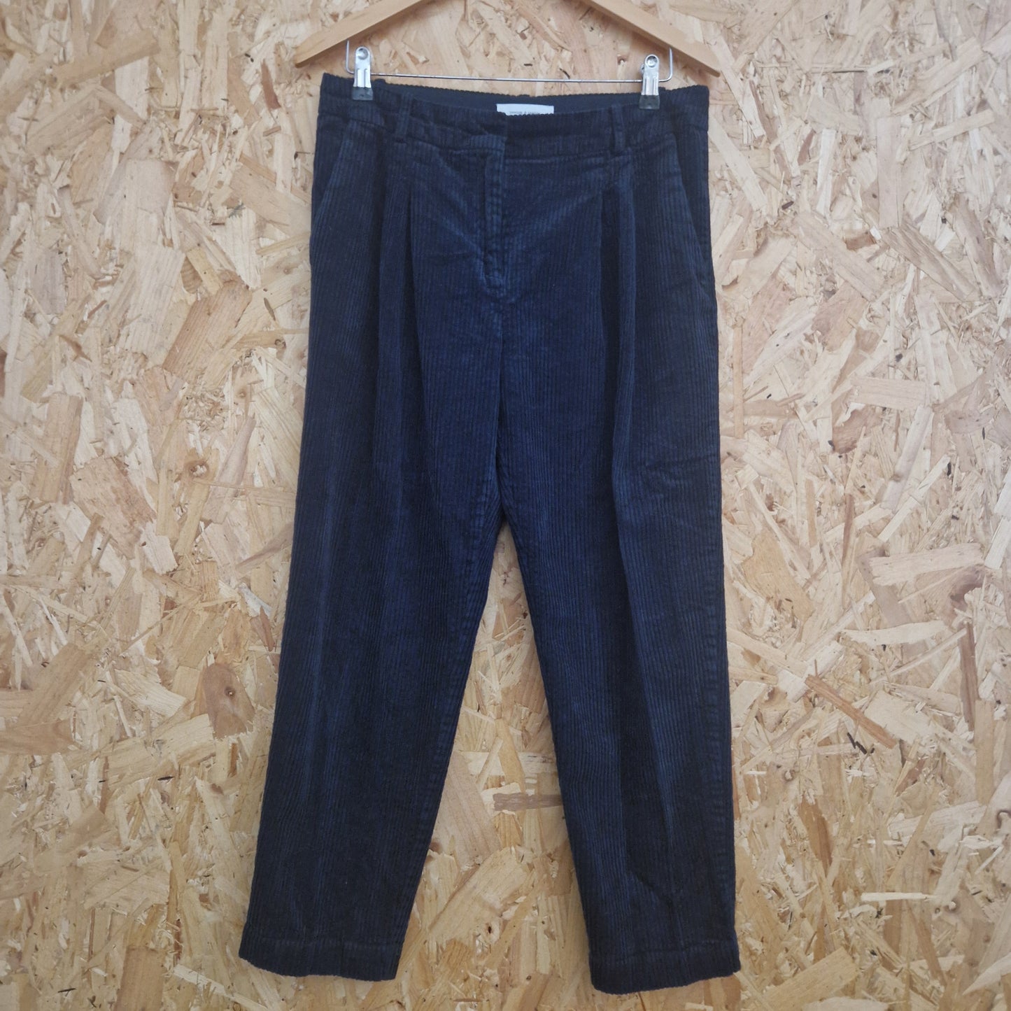 Preloved Samsoe SamSoe Pleated Cord Trousers Size Medium