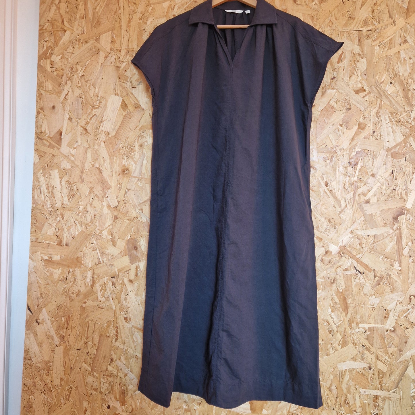 Preloved Uniqlo Cap Sleeve Open Collar Oversized Dress Size Small