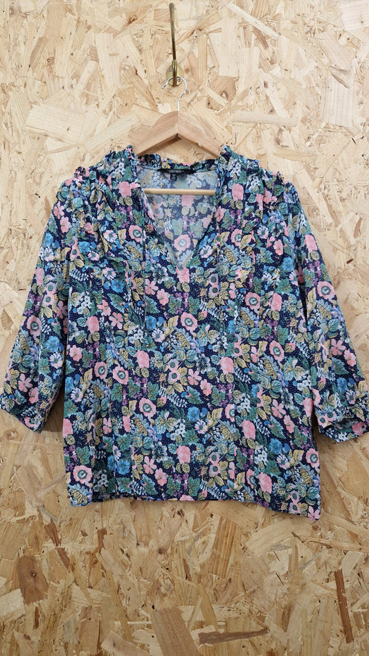 Preloved & Other Stories Floral Printed Blouse With 3/4 Sleeves & Neck Tie Size 10 EU 36