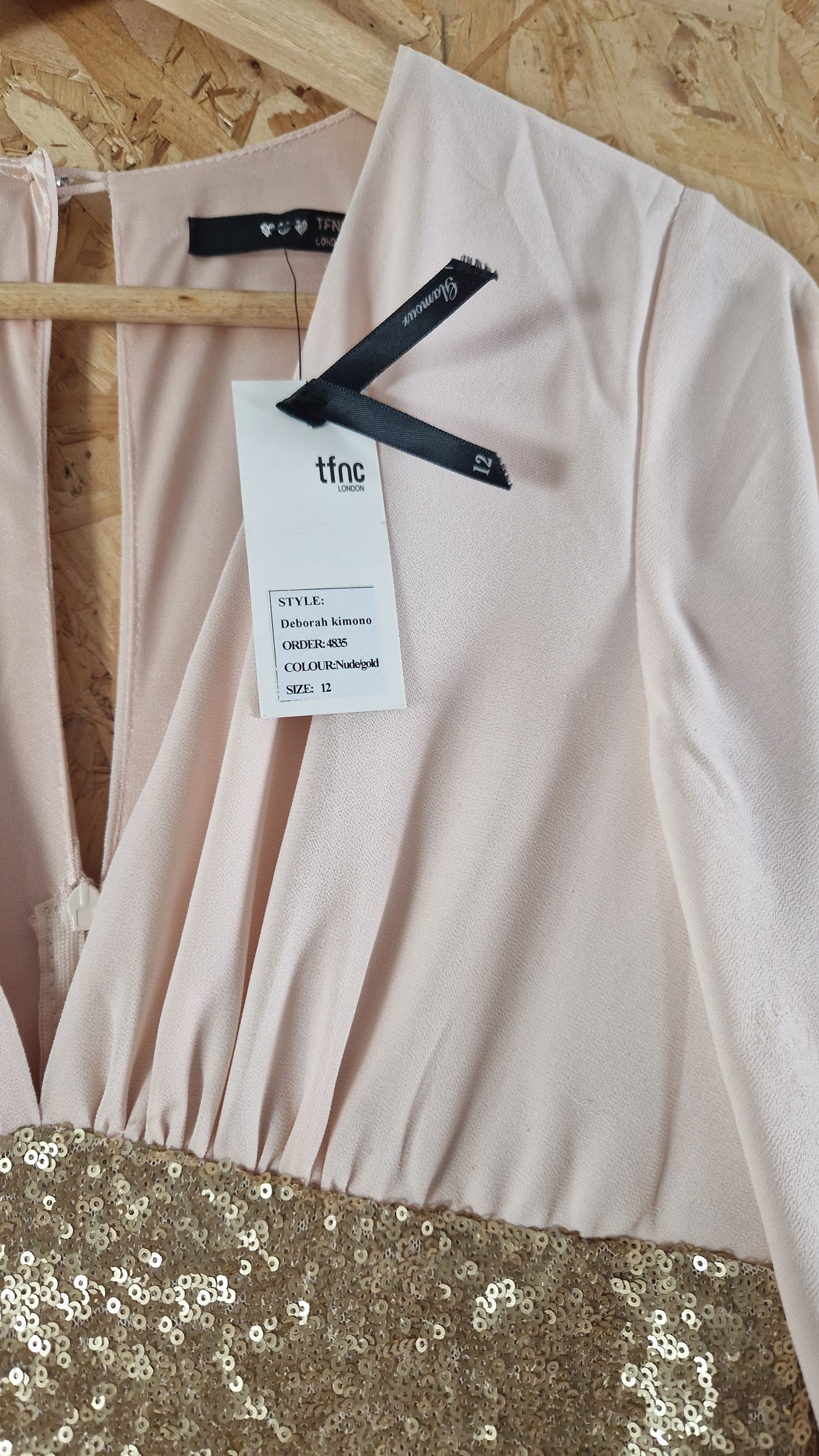 Preloved TFNC Short Sleeve V-Neck Maxi Dress with Sequin Details Size 12