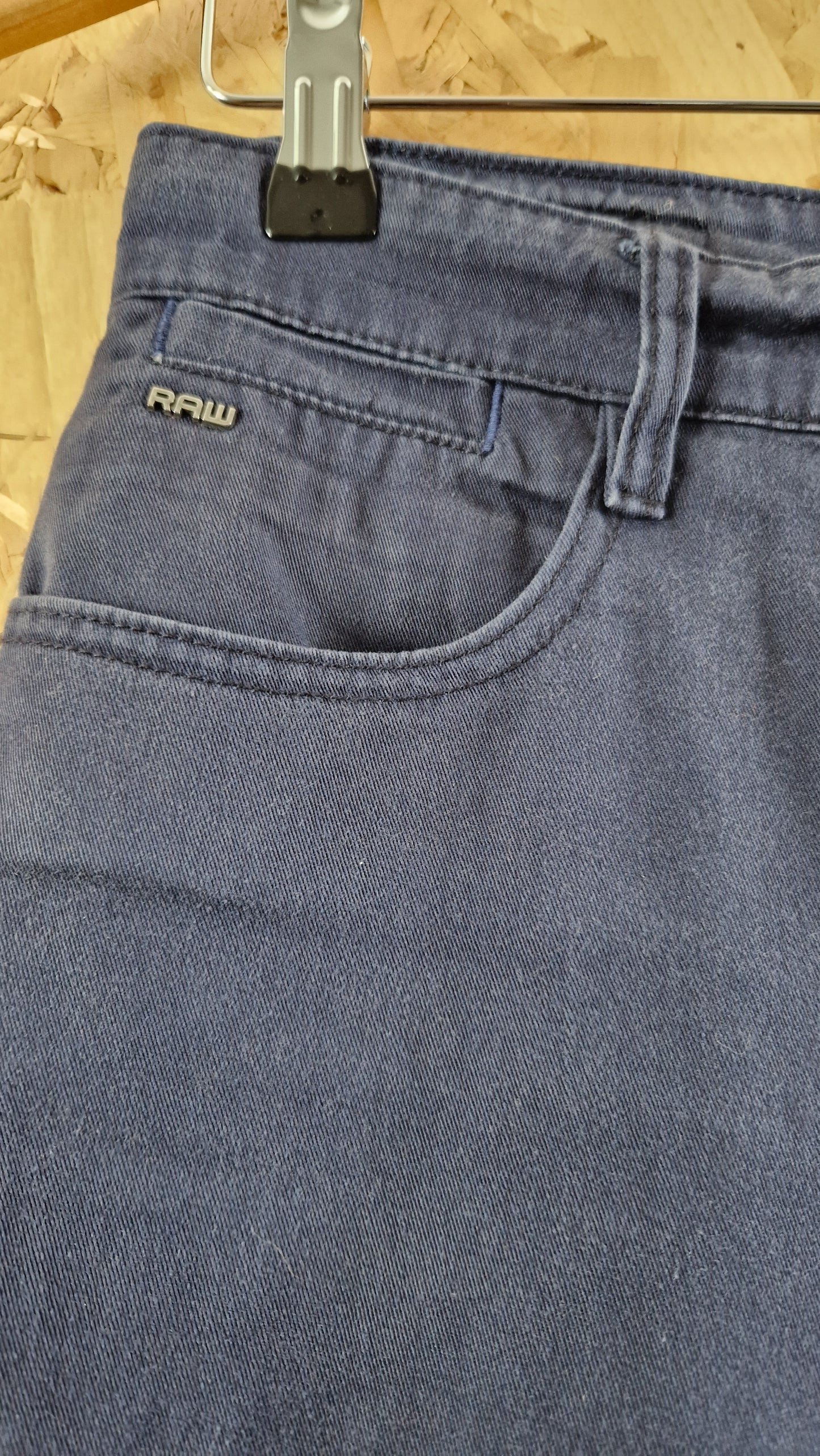 Preloved G-Star High Rise Straight Ankle Length Chinos Waist Size 29