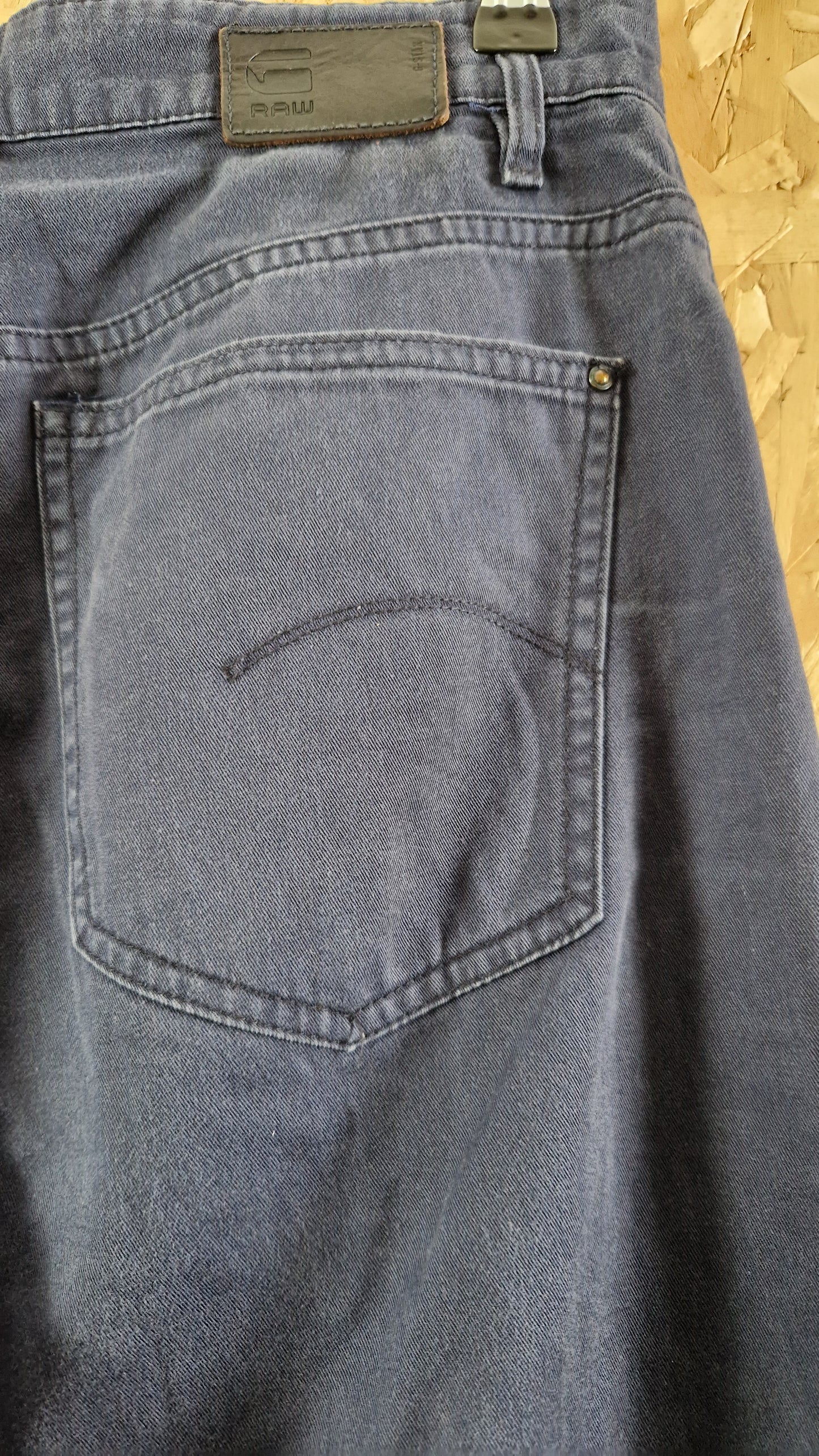 Preloved G-Star High Rise Straight Ankle Length Chinos Waist Size 29