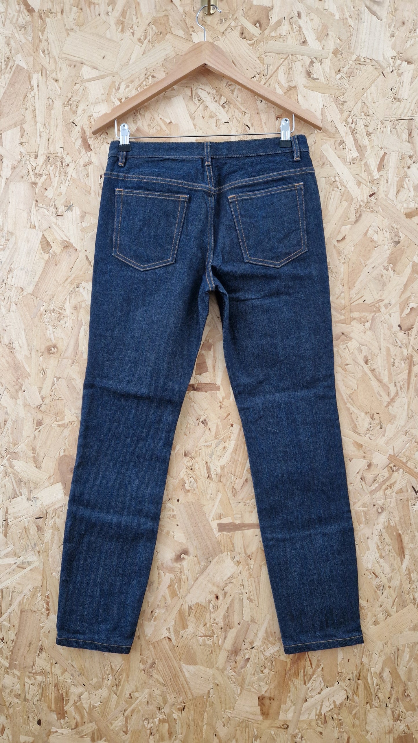 Preloved A.P.C. Indigo Moulant Jeans Size Waist 28