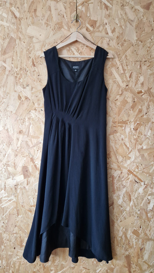 Preloved Adrianna Papell Sleeveless Pleat Detail Dress with Dropped Hem Size 10