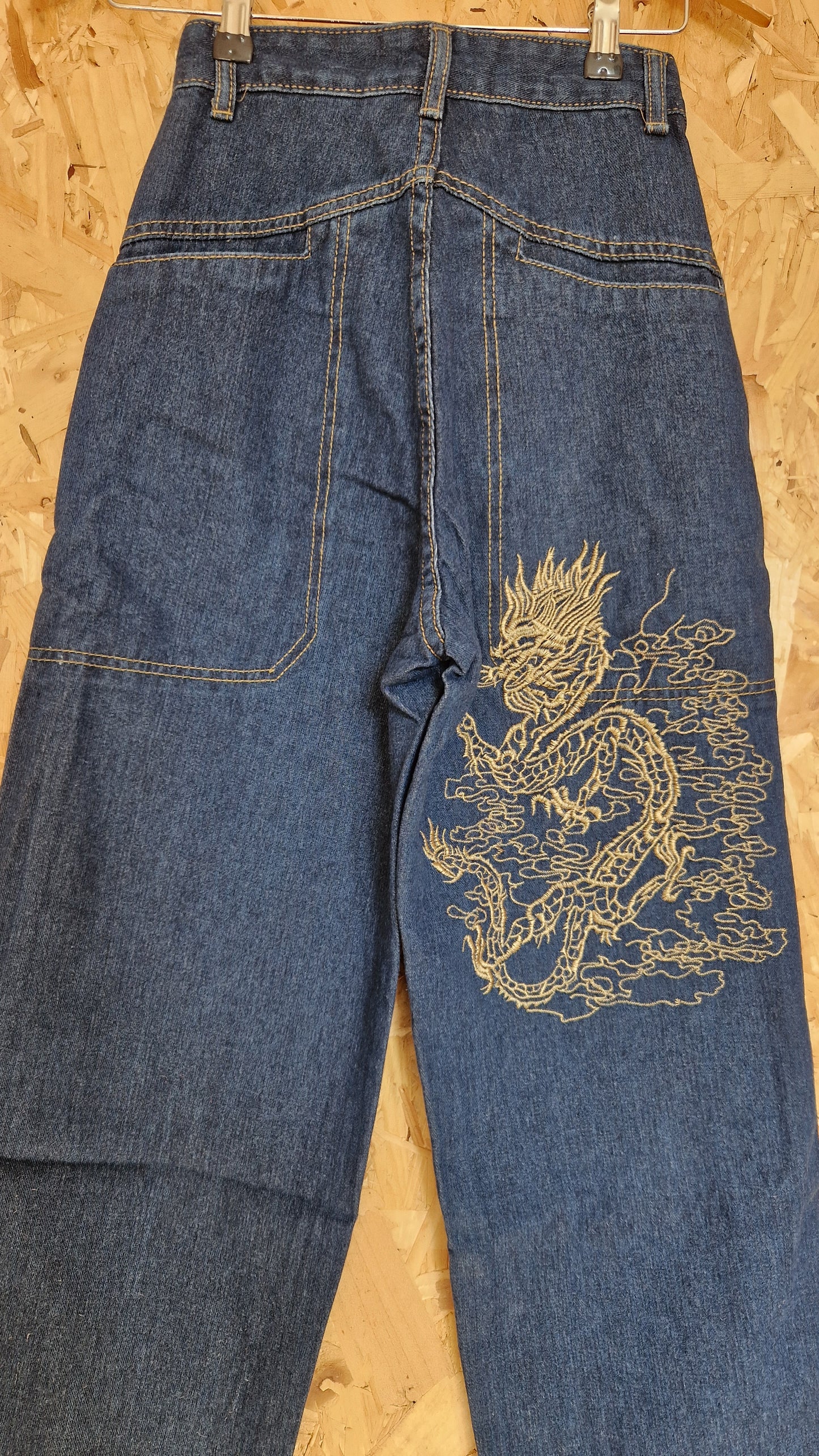 Preloved No Brand Wide Leg Jeans with Dragon Embroidery Size XSmall
