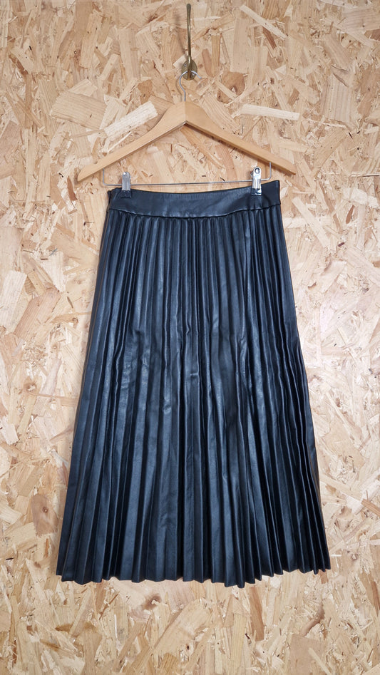 Preloved M&S Faux Leather Pleated Skirt Size 10