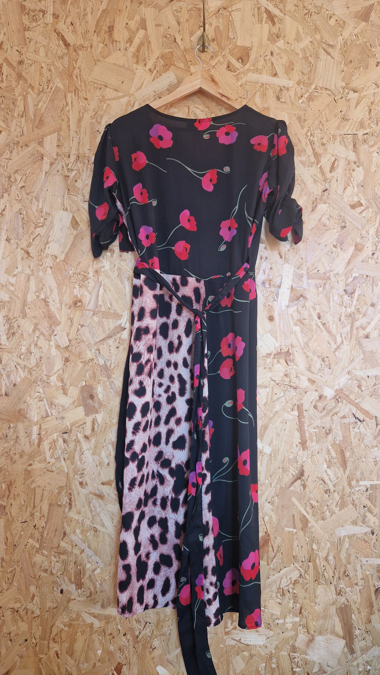 Brand New Dancing Leopard Mixed Print Short Sleeve Wrap Dress Size 10