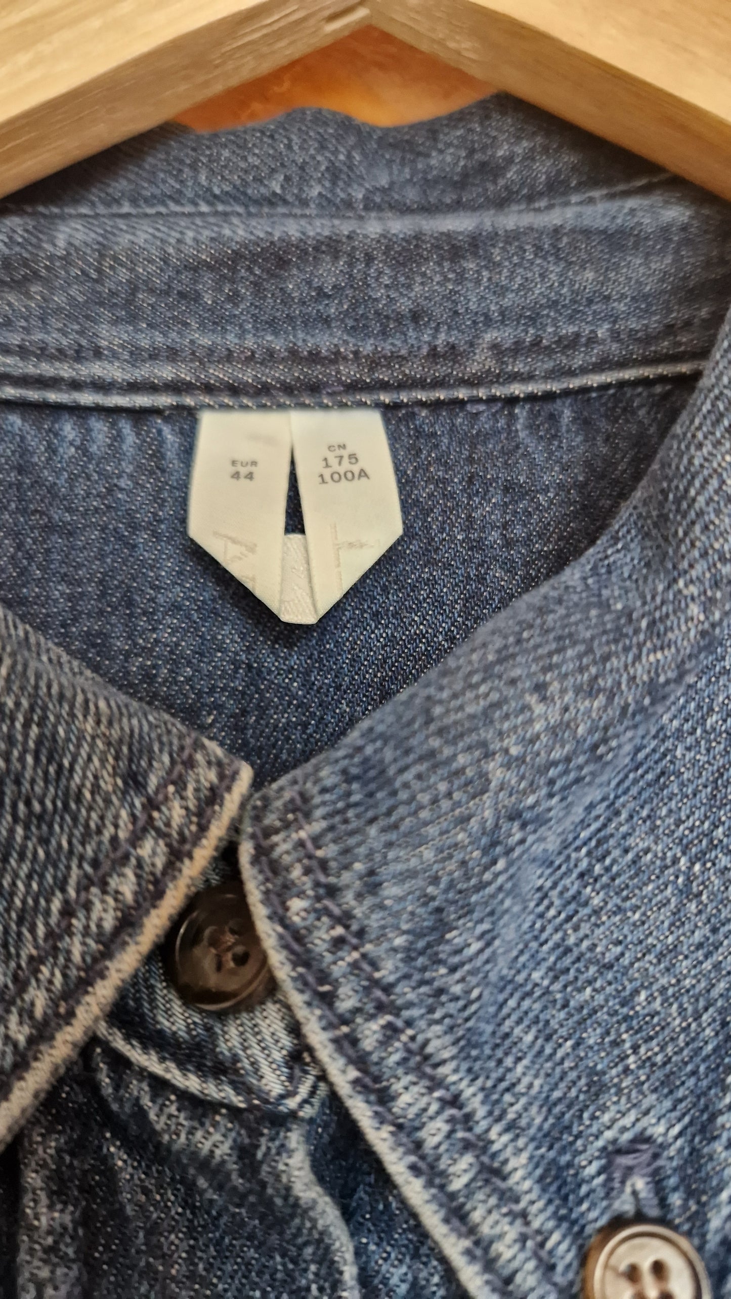 Preloved Arket Long Sleeve Button Down Collar Denim Shirt Size Eu 44 UK 16