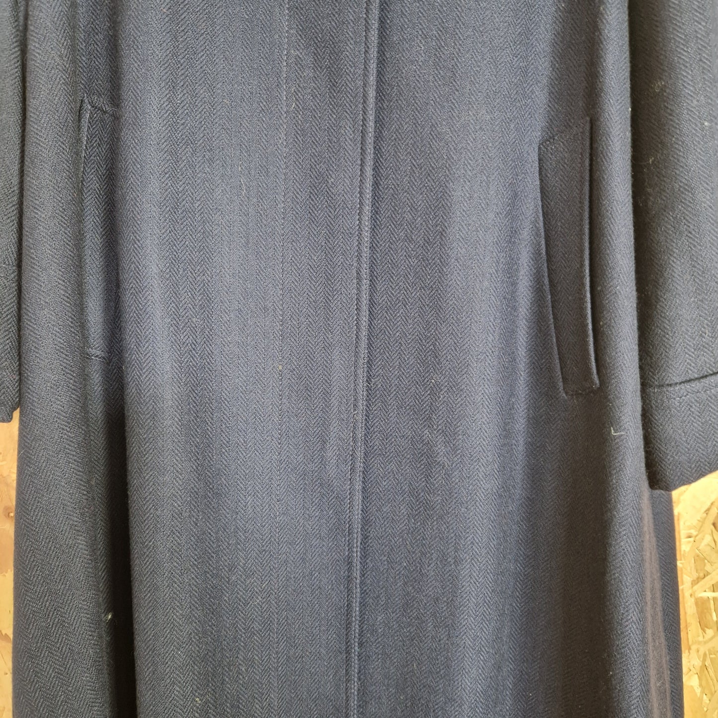 Preloved Avoca 'Red Hiding Style' Hooded Wool Coat Size Medium